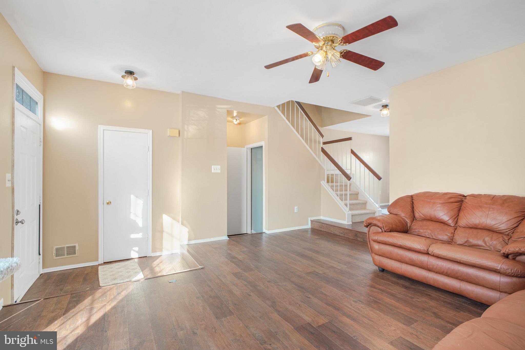 STONE RIVER - Residential