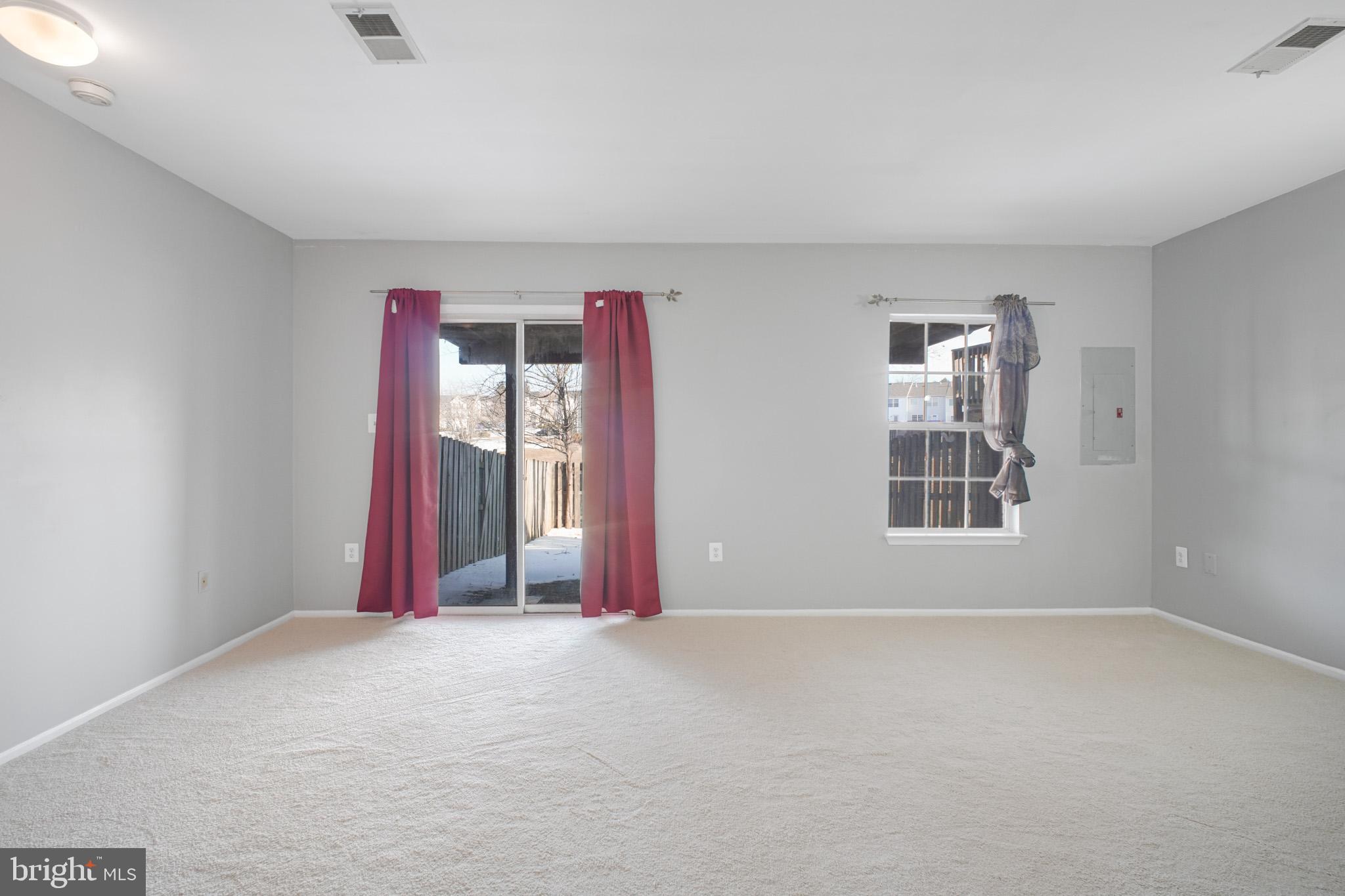 STONE RIVER - Residential