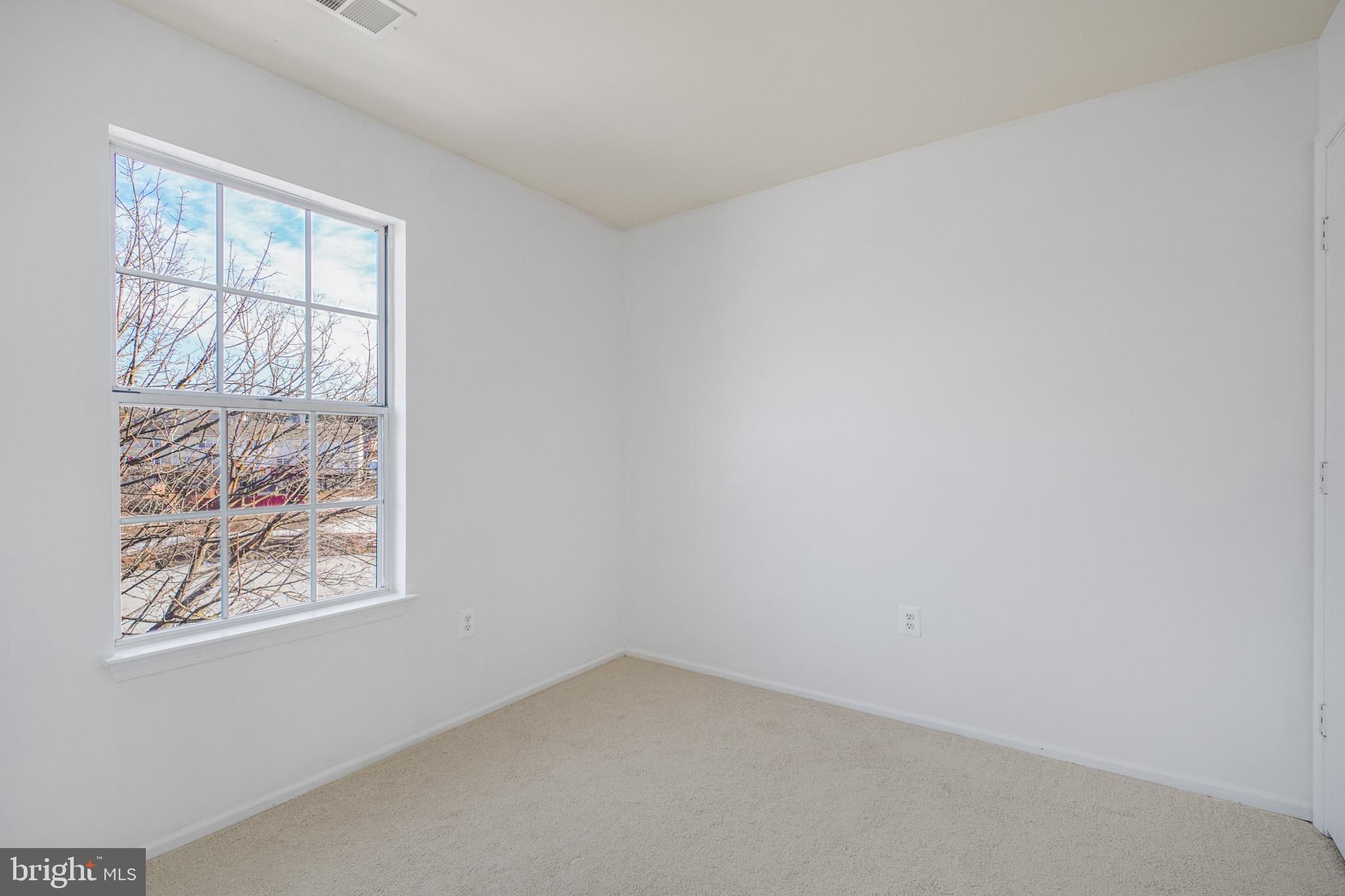 STONE RIVER - Residential