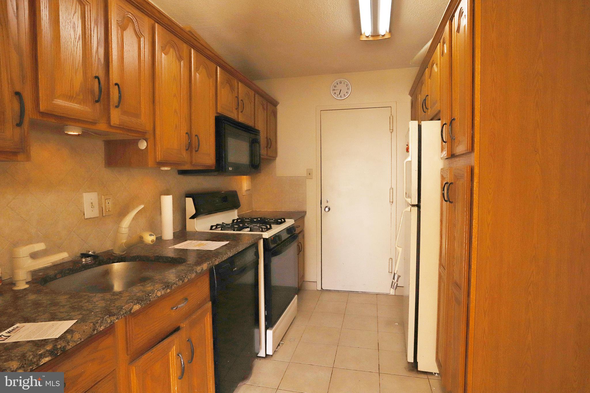 UNIVERSITY TOWERS CODM - Residential