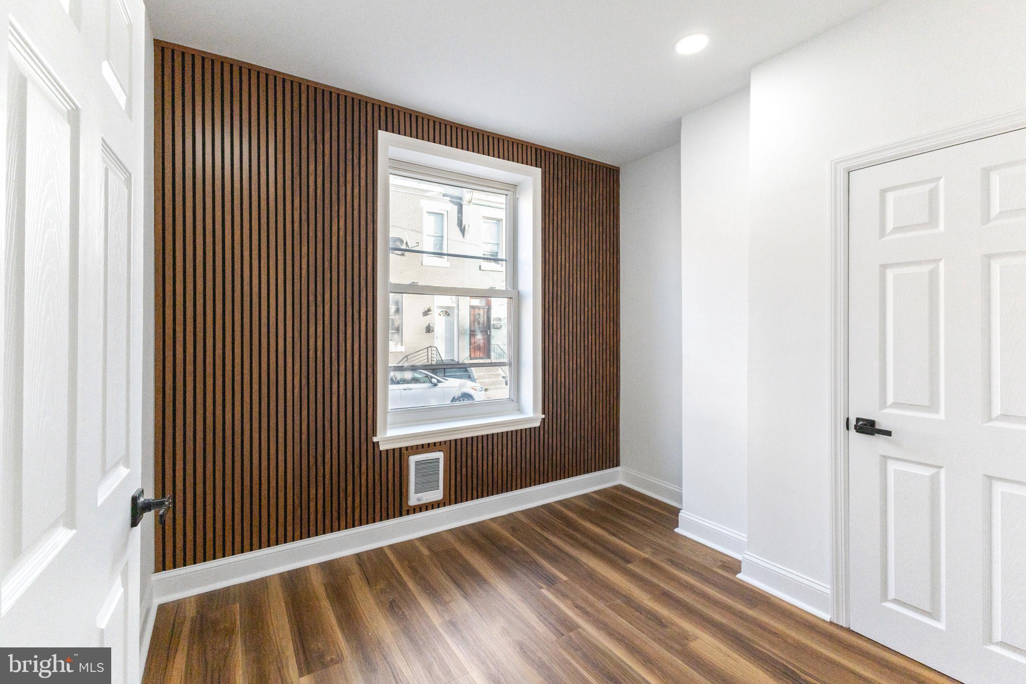 2846 N GARNET STREET