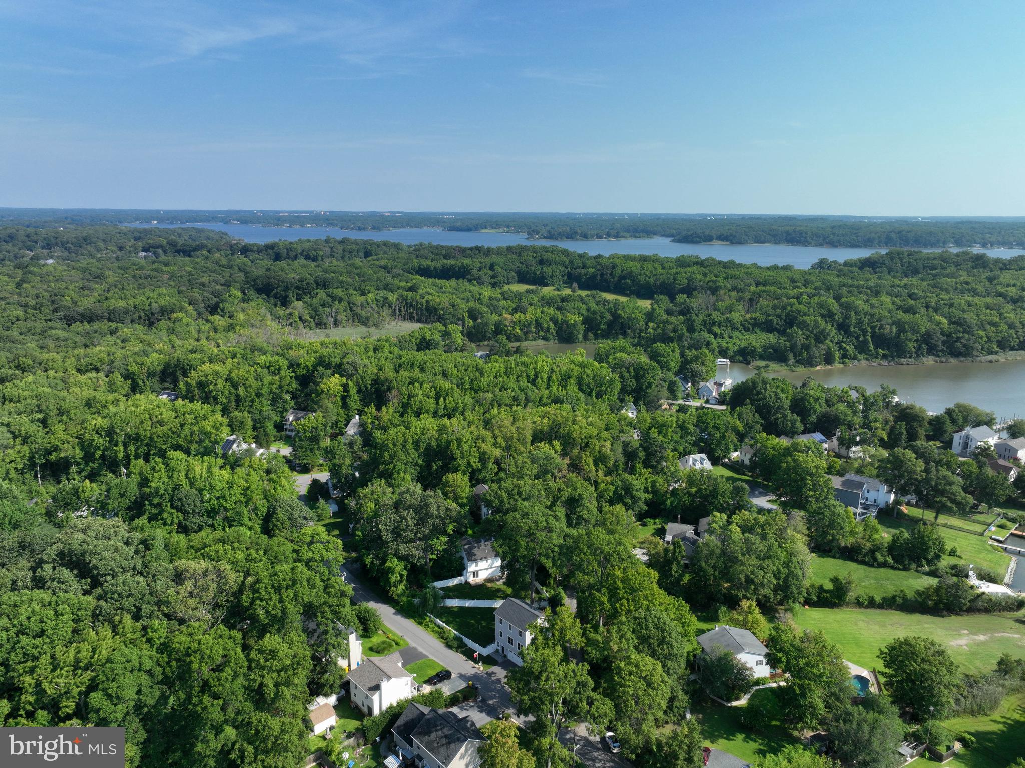 SELBY ON THE BAY - Residential