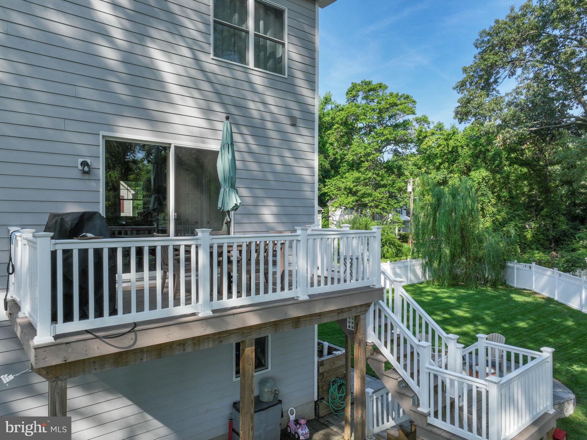 SELBY ON THE BAY - Residential