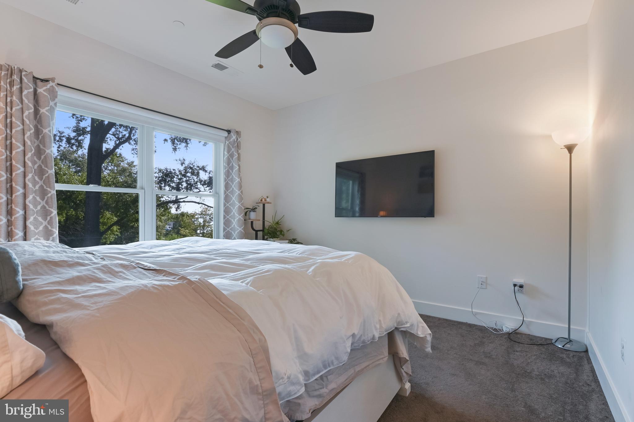 SELBY ON THE BAY - Residential