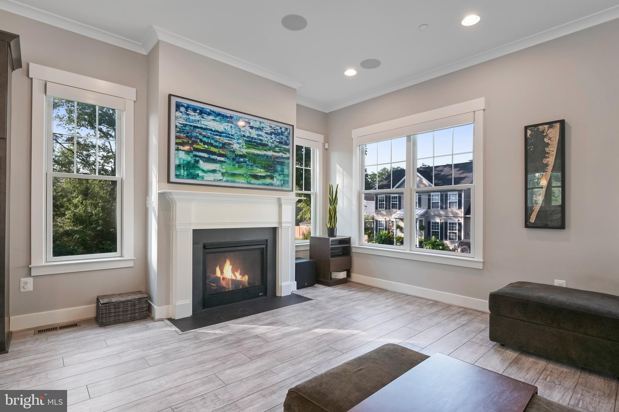 SELBY ON THE BAY - Residential