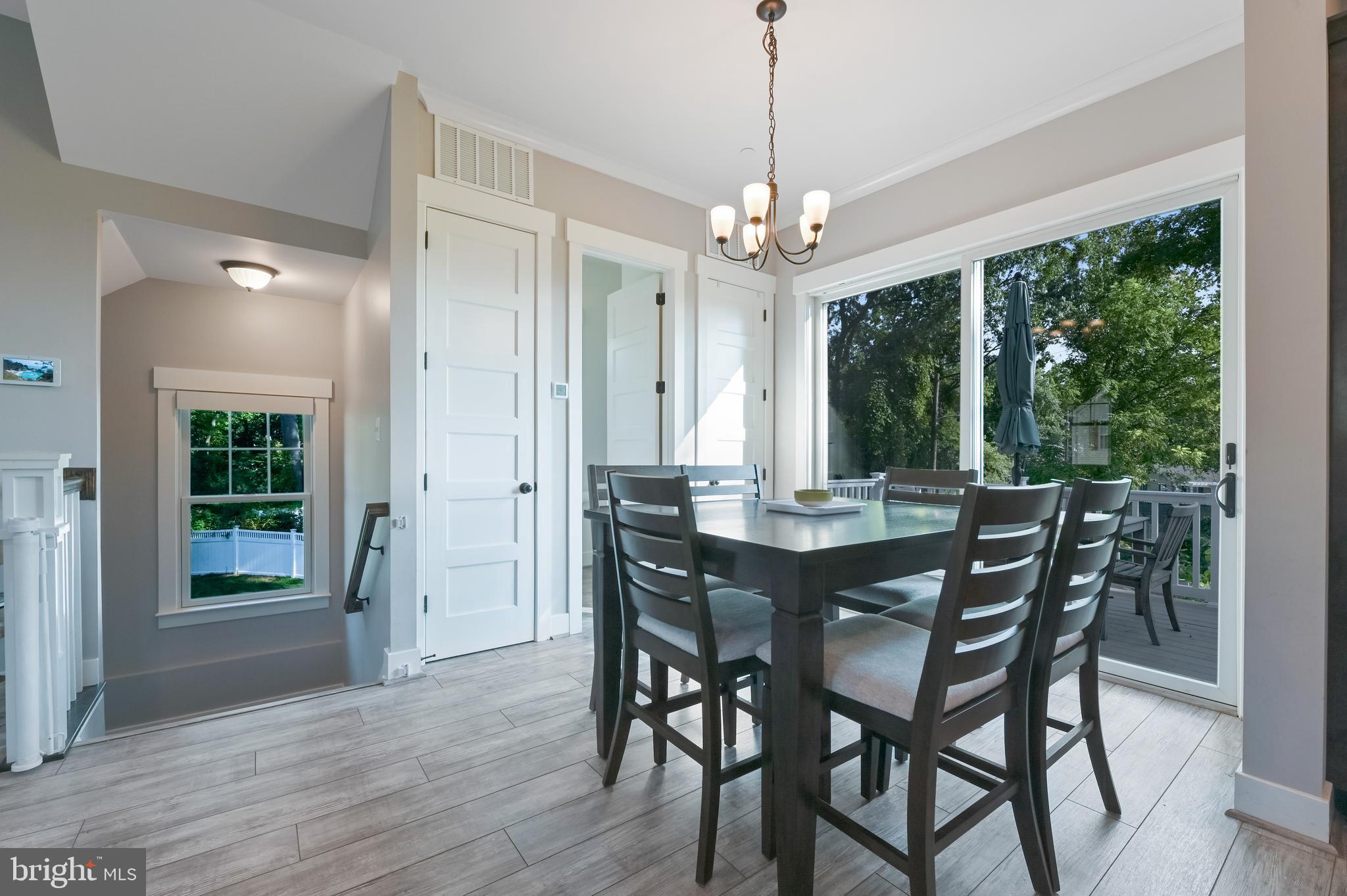 SELBY ON THE BAY - Residential