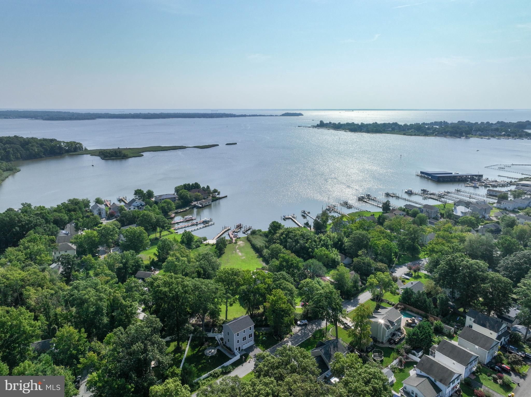 SELBY ON THE BAY - Residential