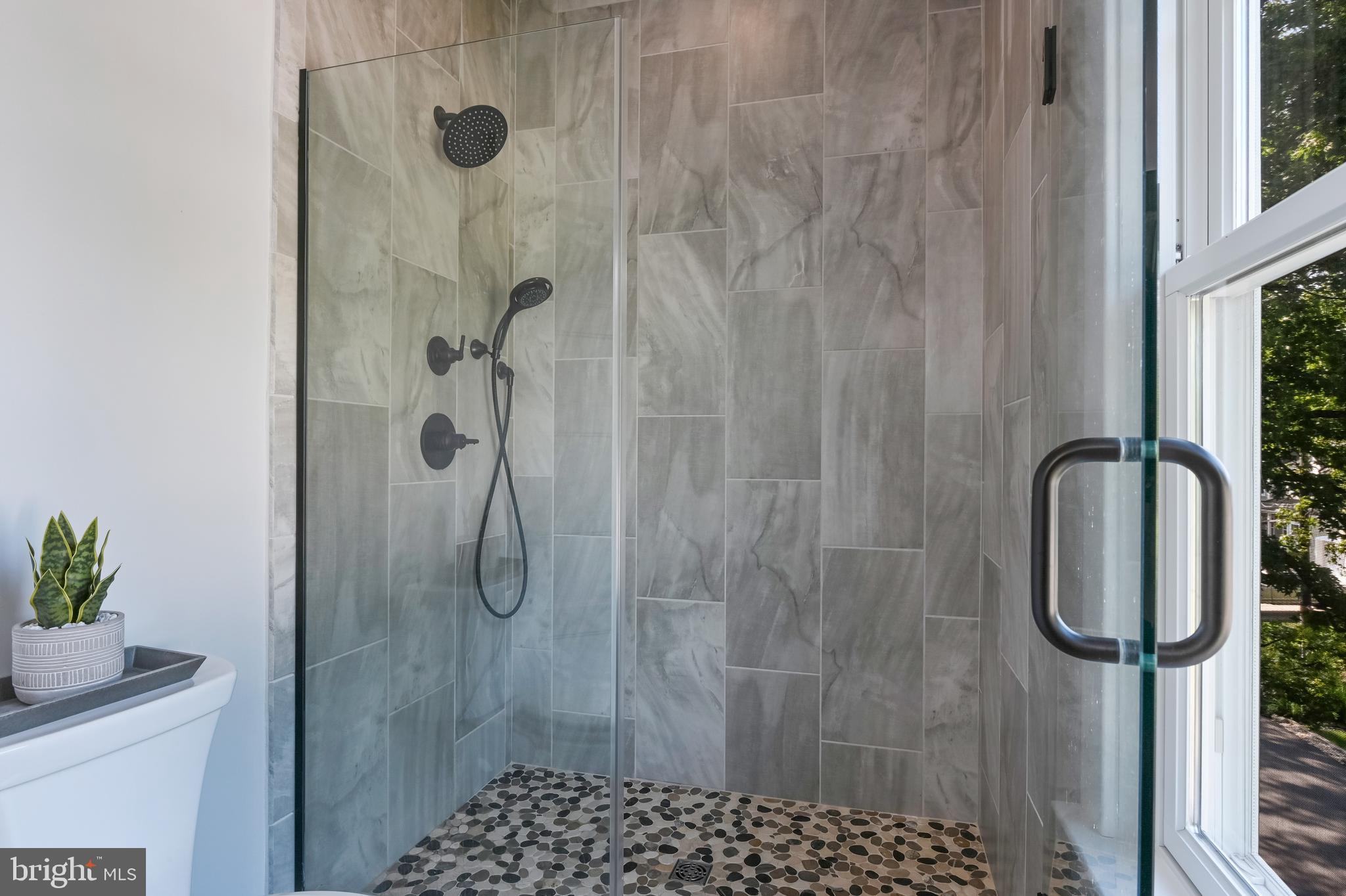 SELBY ON THE BAY - Residential