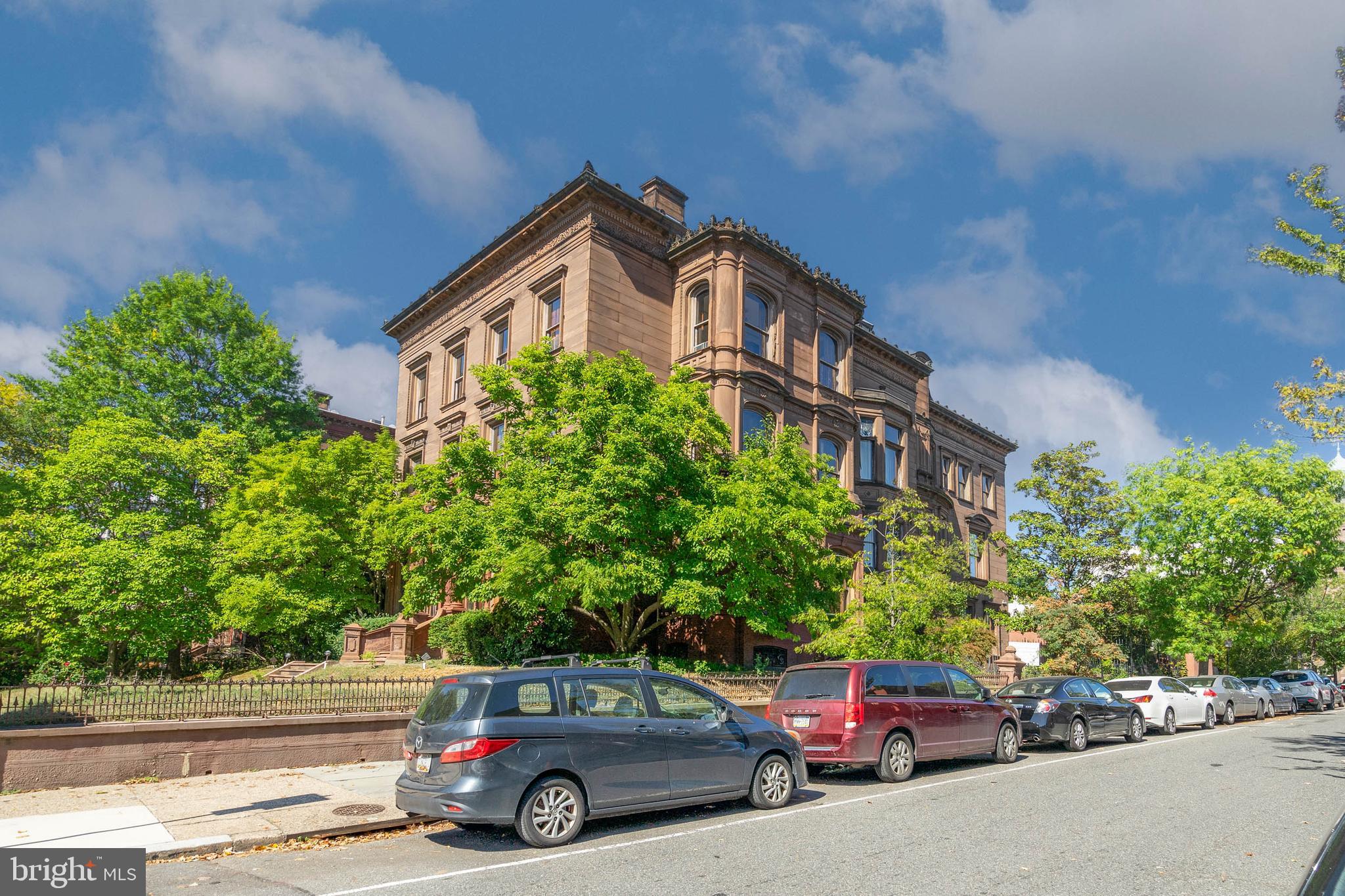 ART MUSEUM AREA - Residential