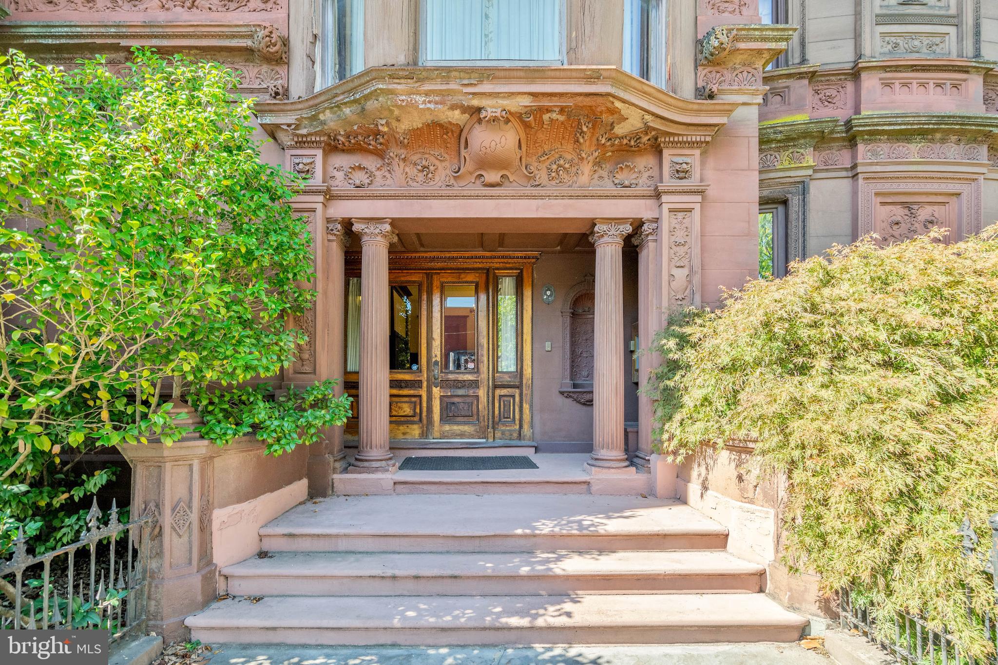 ART MUSEUM AREA - Residential