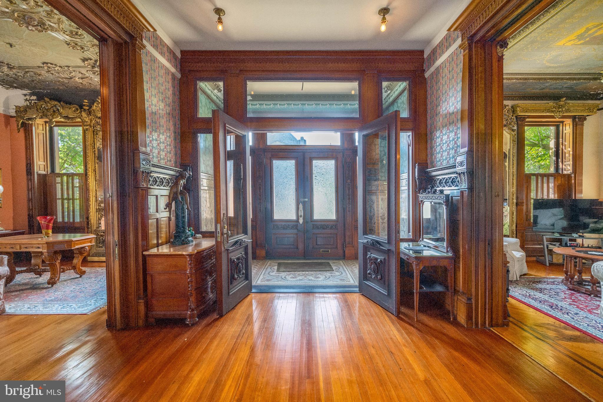 ART MUSEUM AREA - Residential