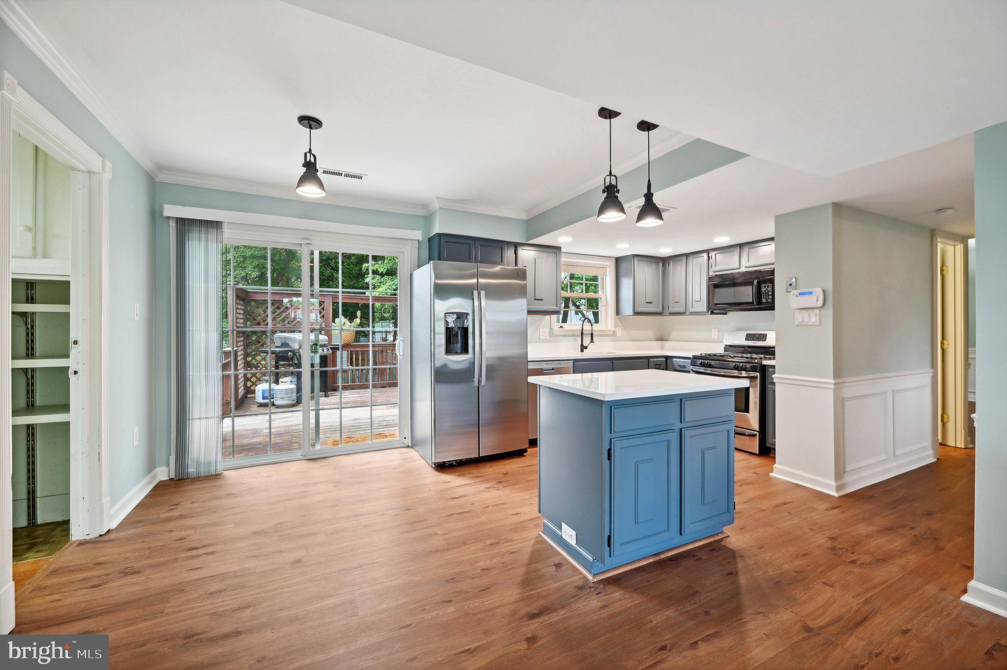 DALE CITY - Residential