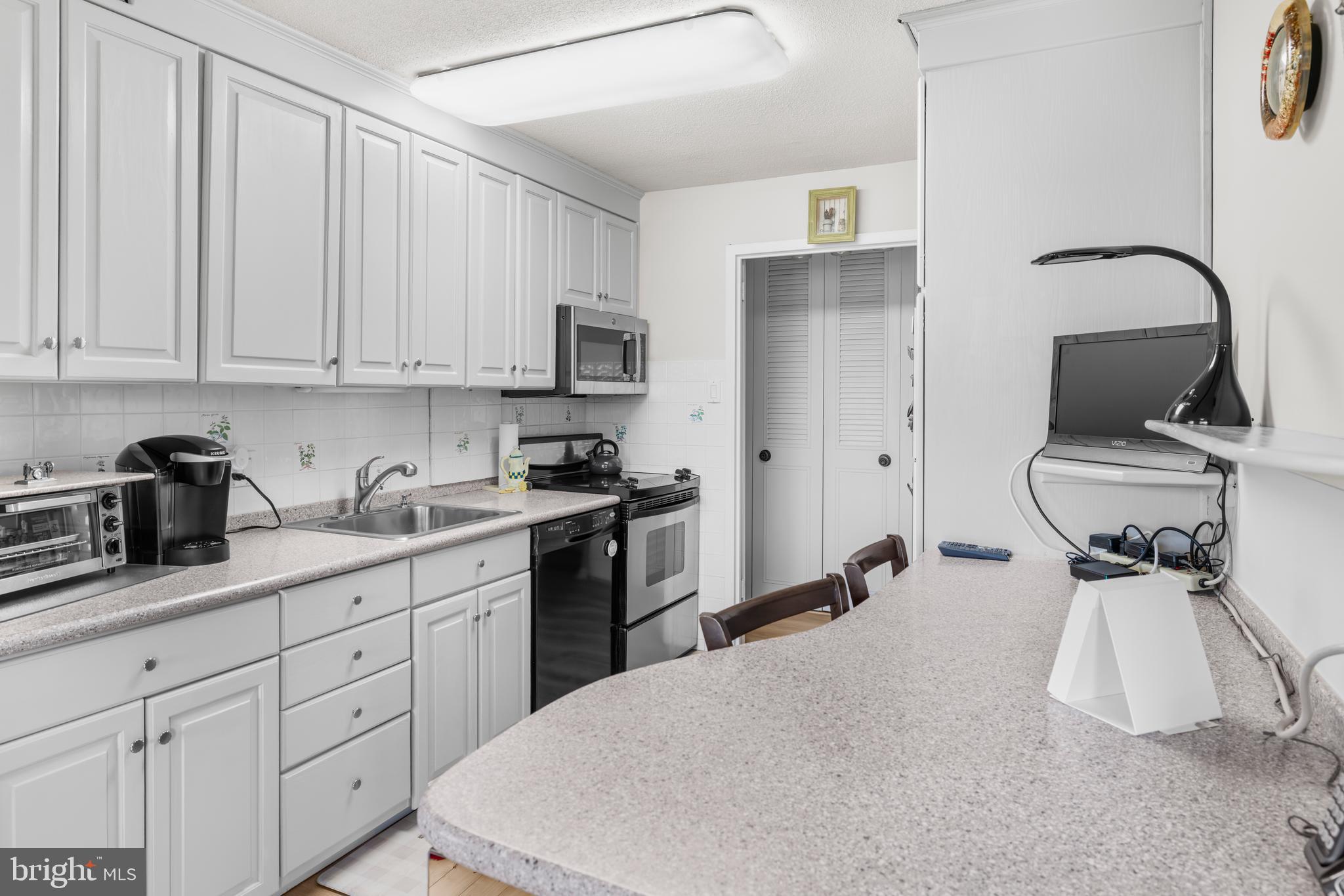 GREEN HILL - Residential