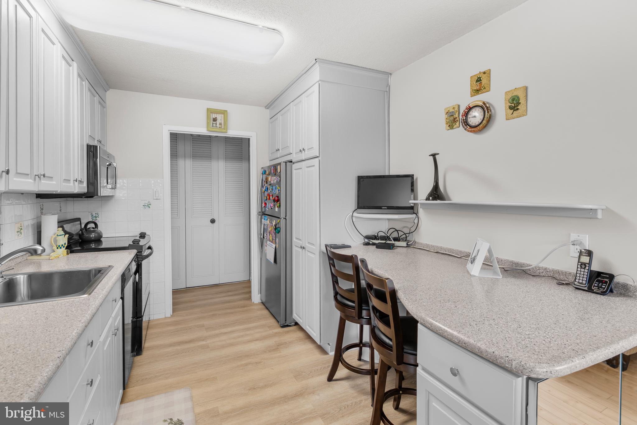 GREEN HILL - Residential