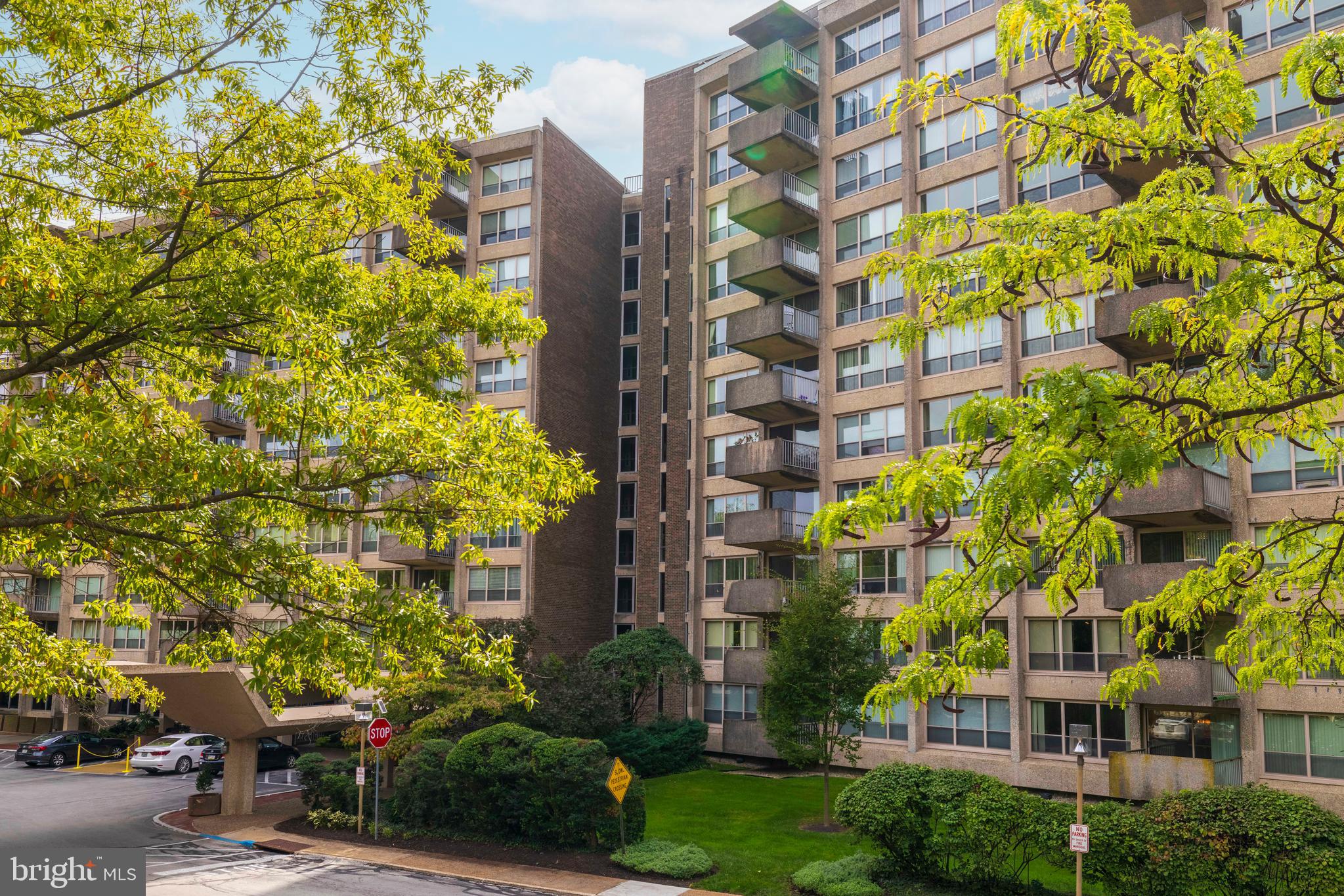 GREEN HILL - Residential