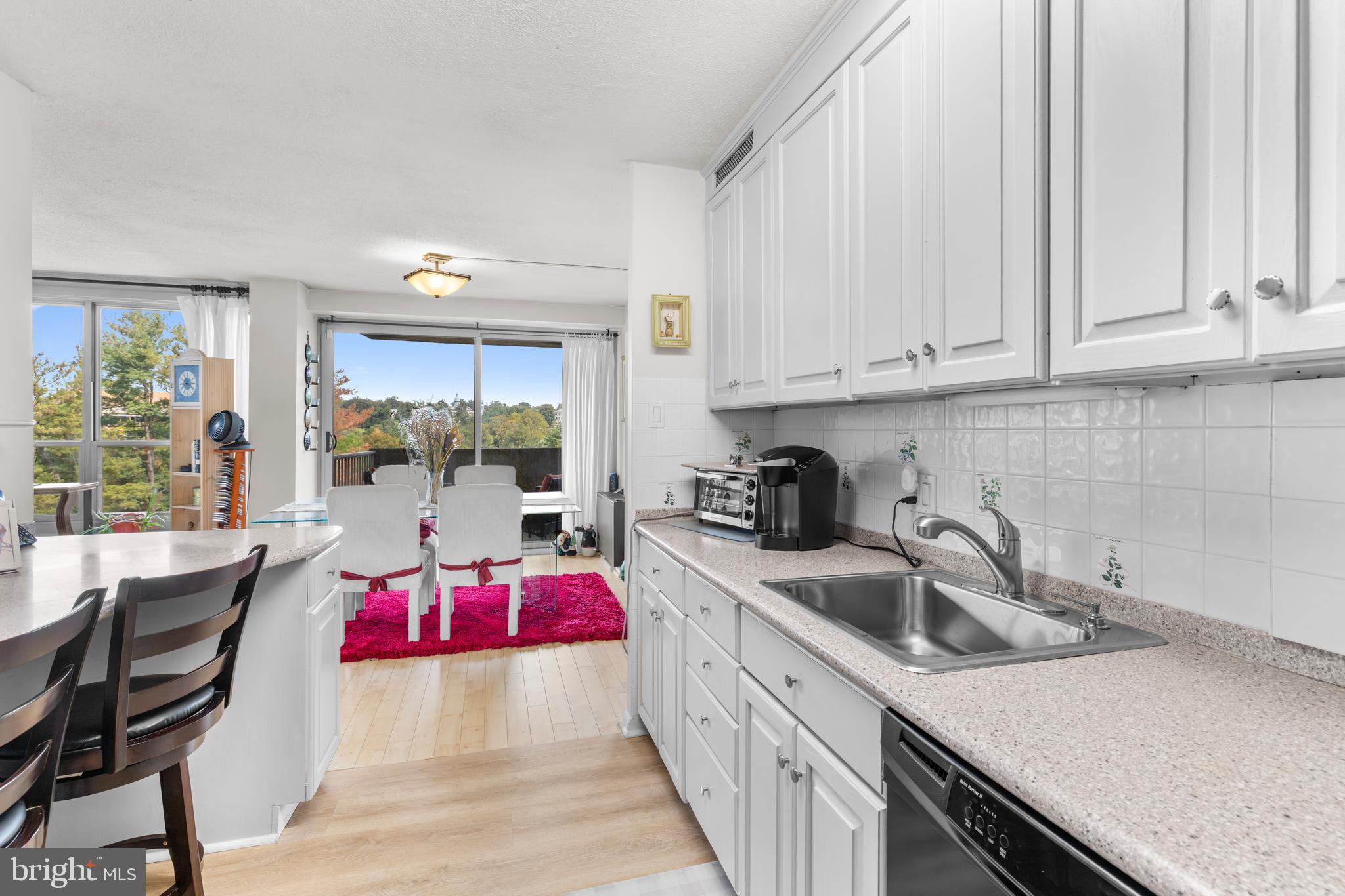 GREEN HILL - Residential