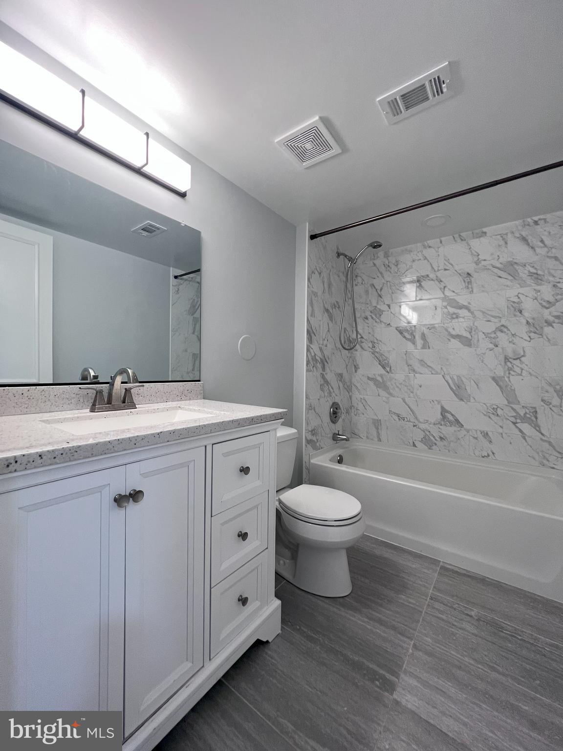 TIMONIUM - Residential Lease