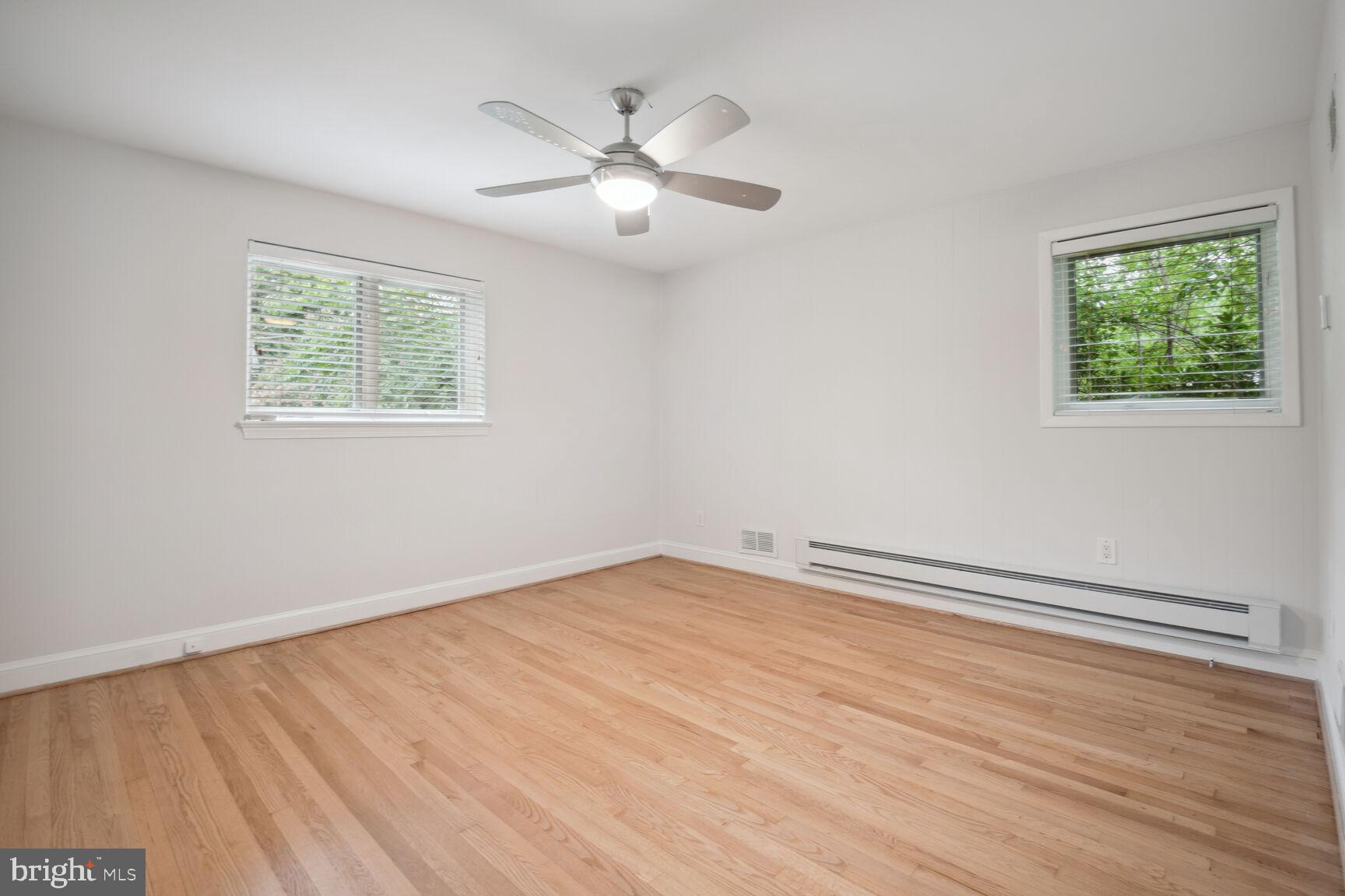 TULIP HILL - Residential