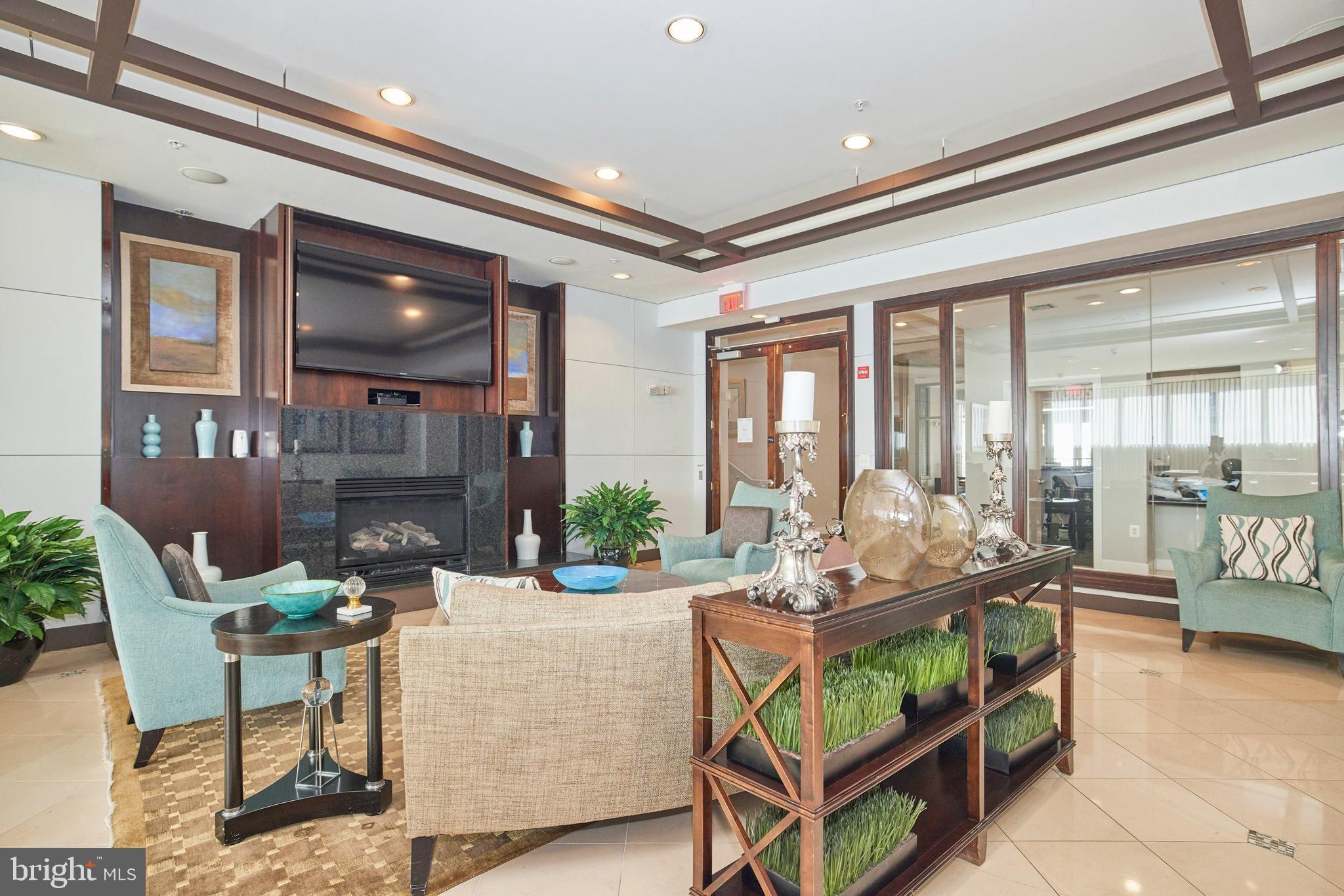 MARKET STREET AT TOWN CENTER - Residential