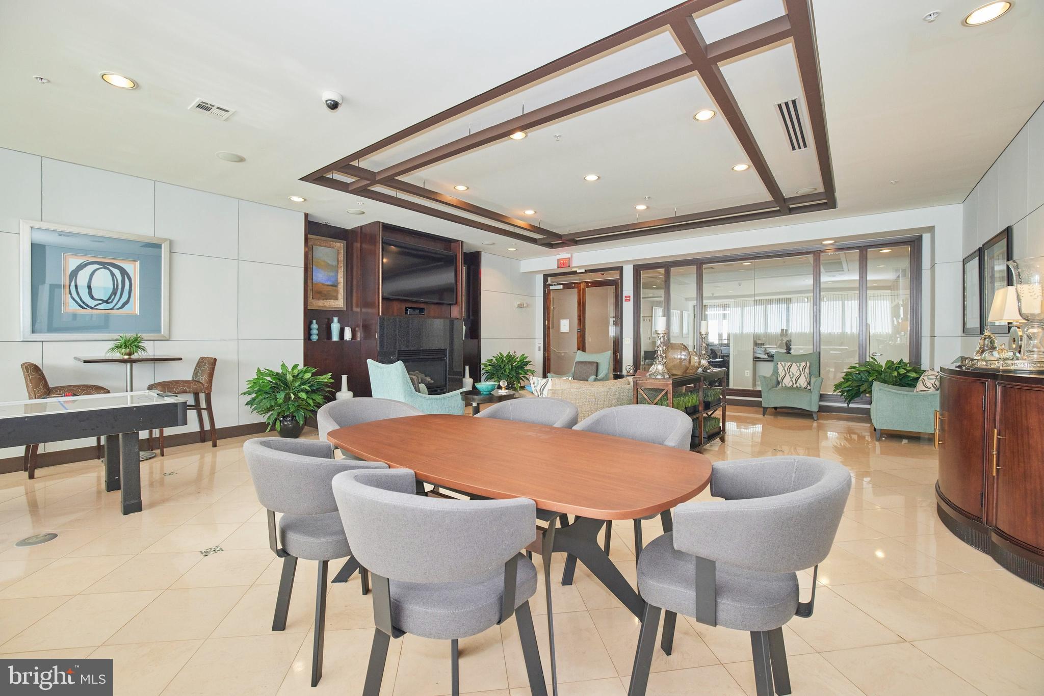 MARKET STREET AT TOWN CENTER - Residential