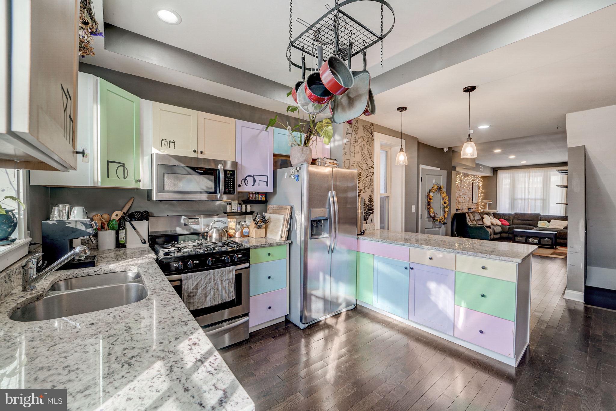 CHARLES VILLAGE - Residential