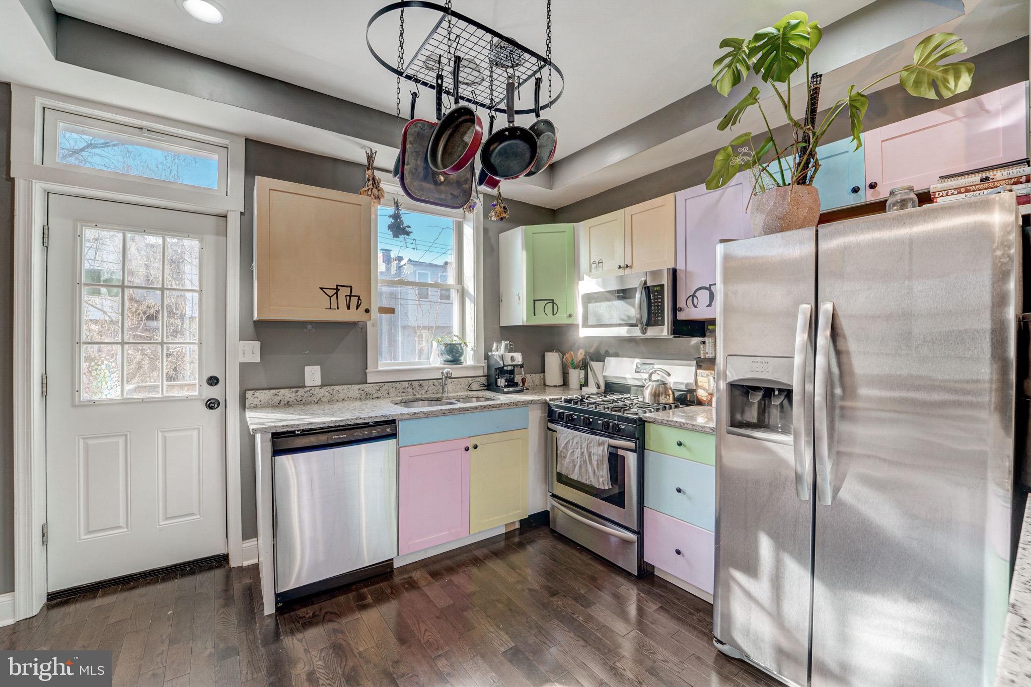 CHARLES VILLAGE - Residential