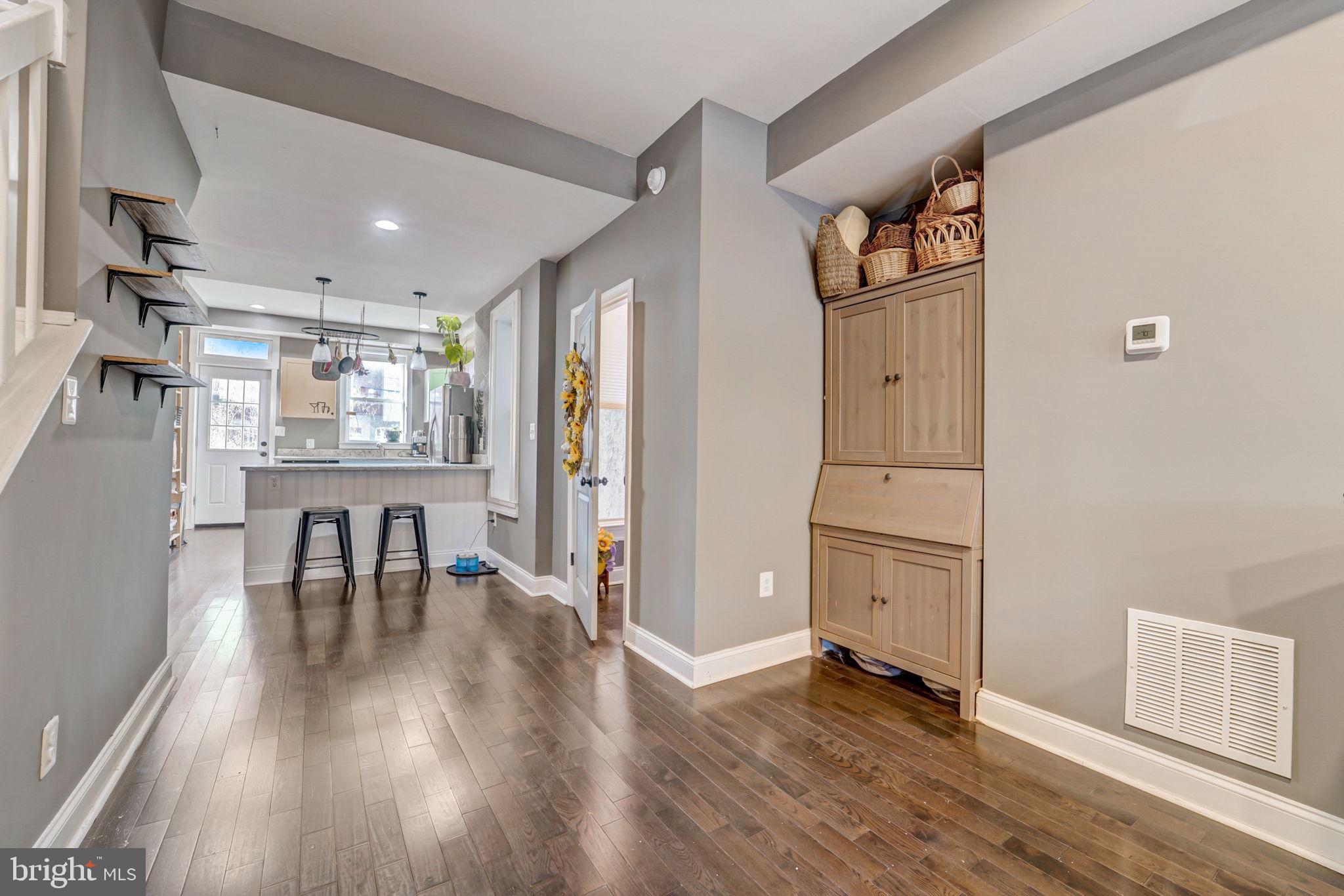 CHARLES VILLAGE - Residential