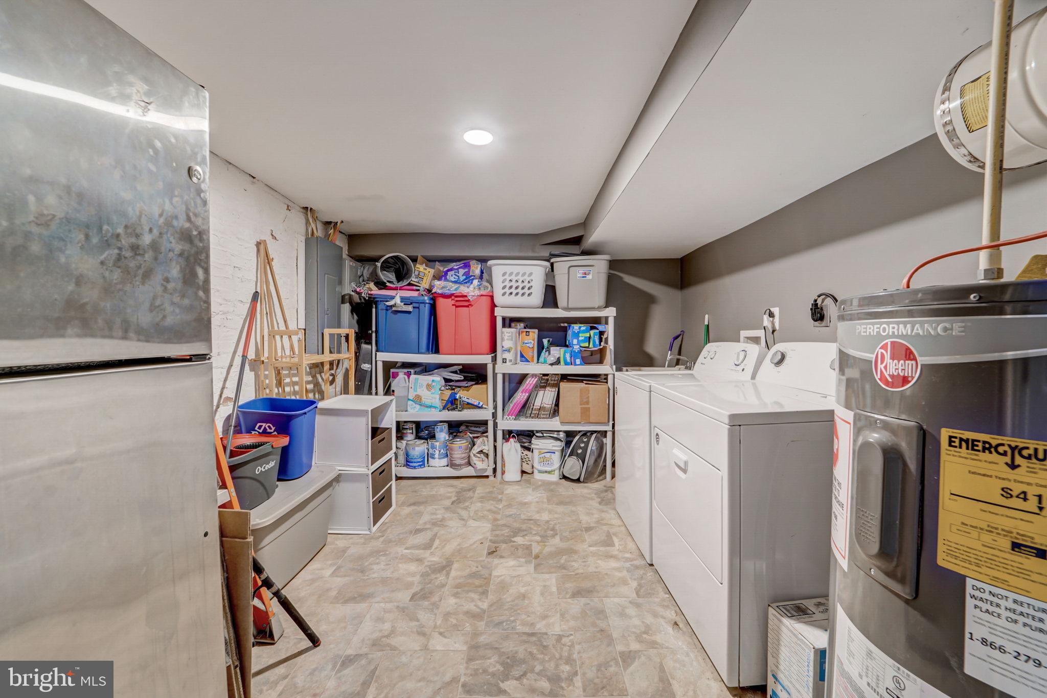 CHARLES VILLAGE - Residential