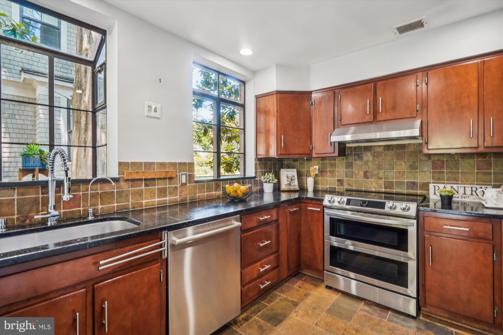 BROOKMONT - Residential