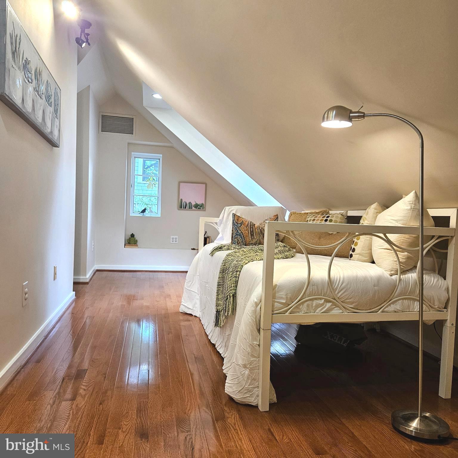 BROOKMONT - Residential