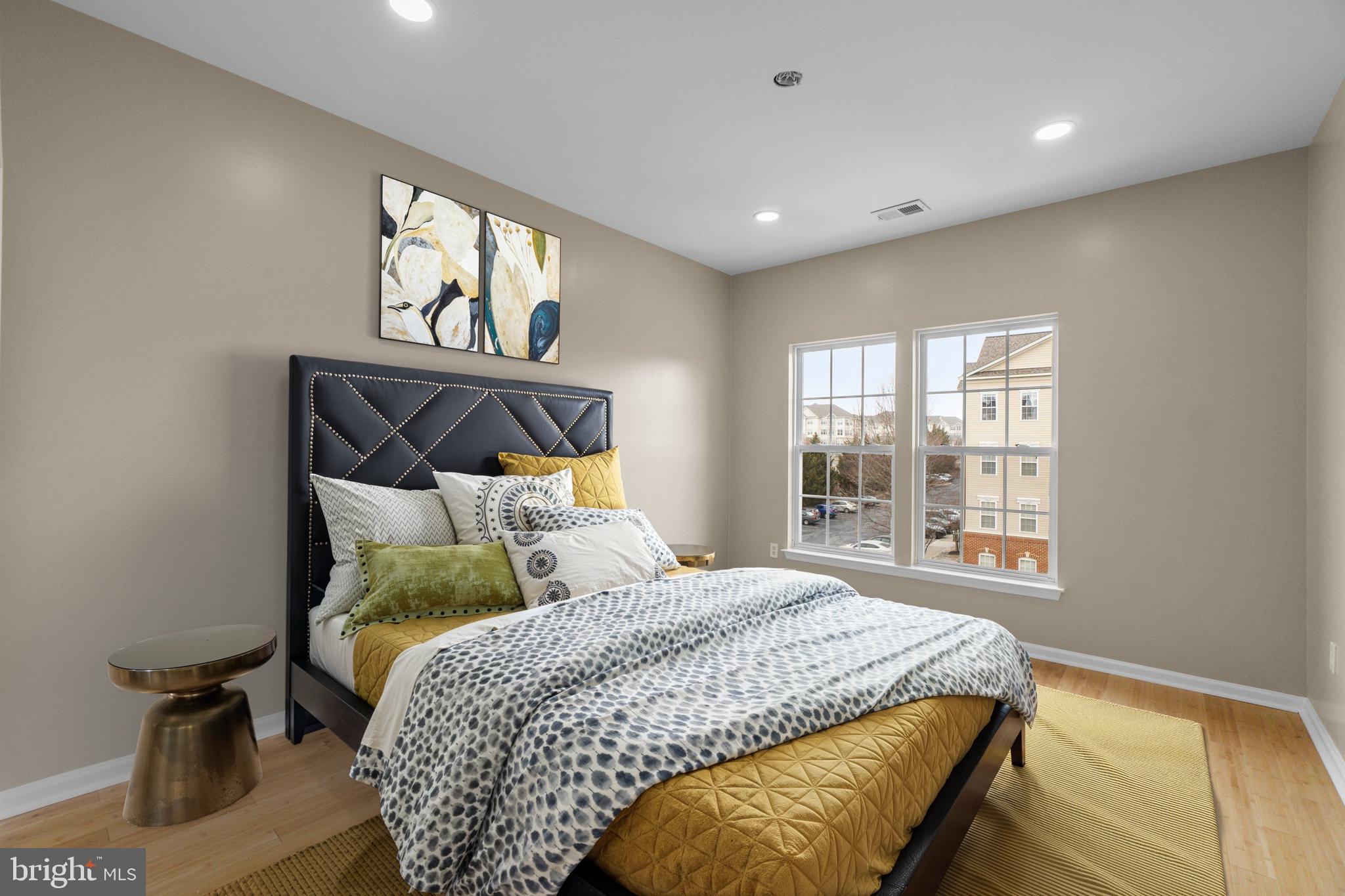 VILLAGE OF MILL RUN - Residential