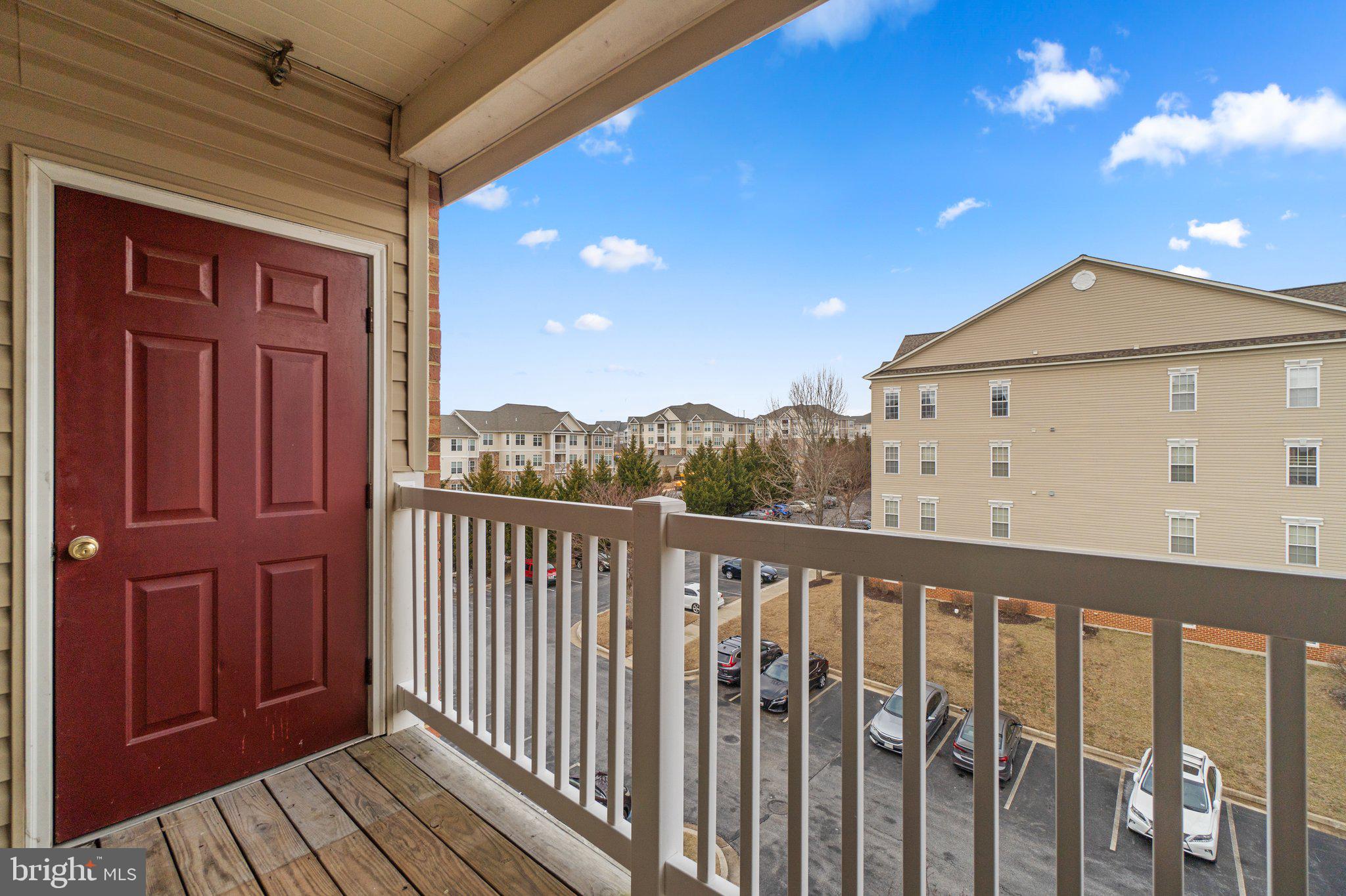 VILLAGE OF MILL RUN - Residential