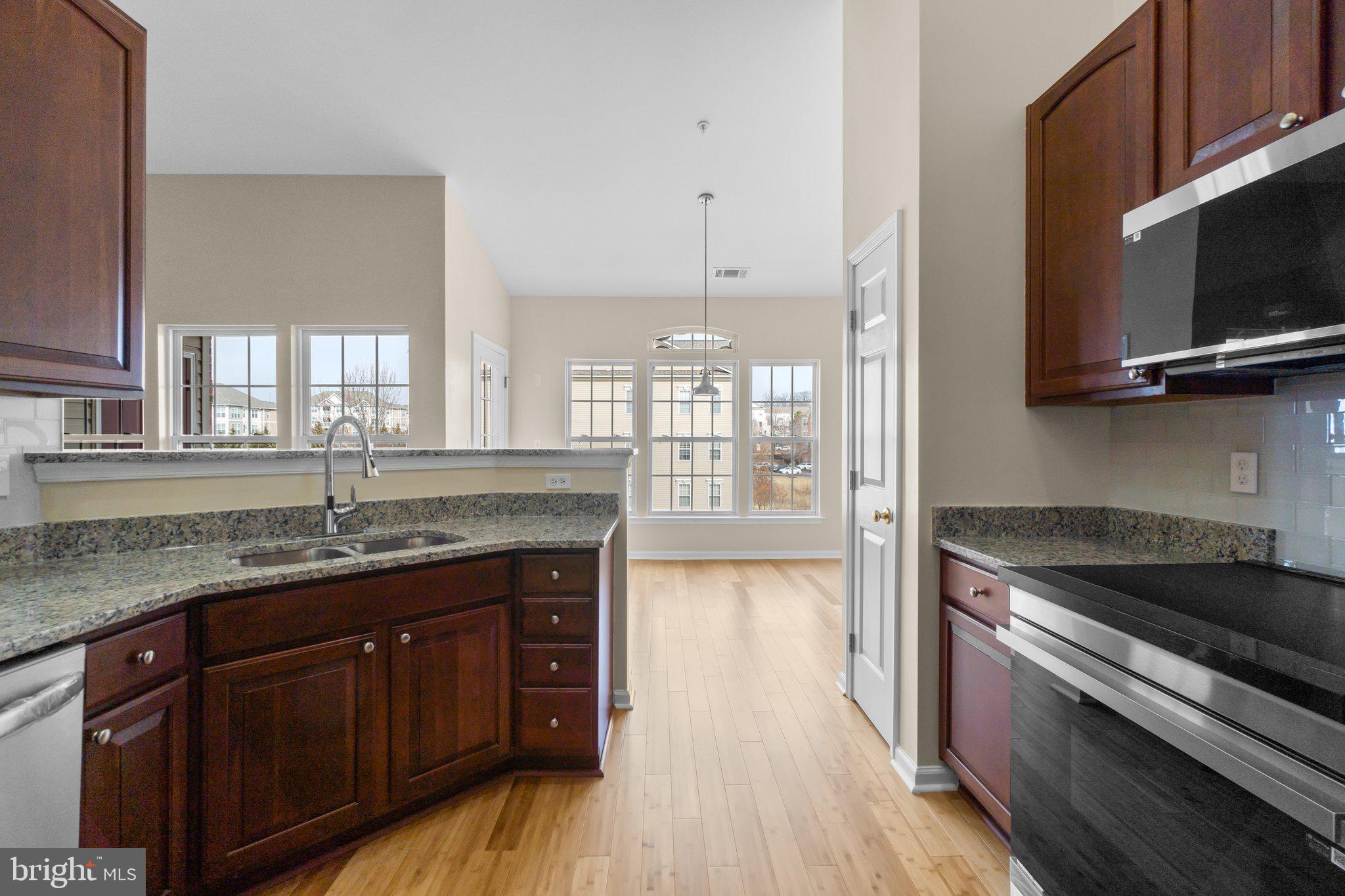 VILLAGE OF MILL RUN - Residential