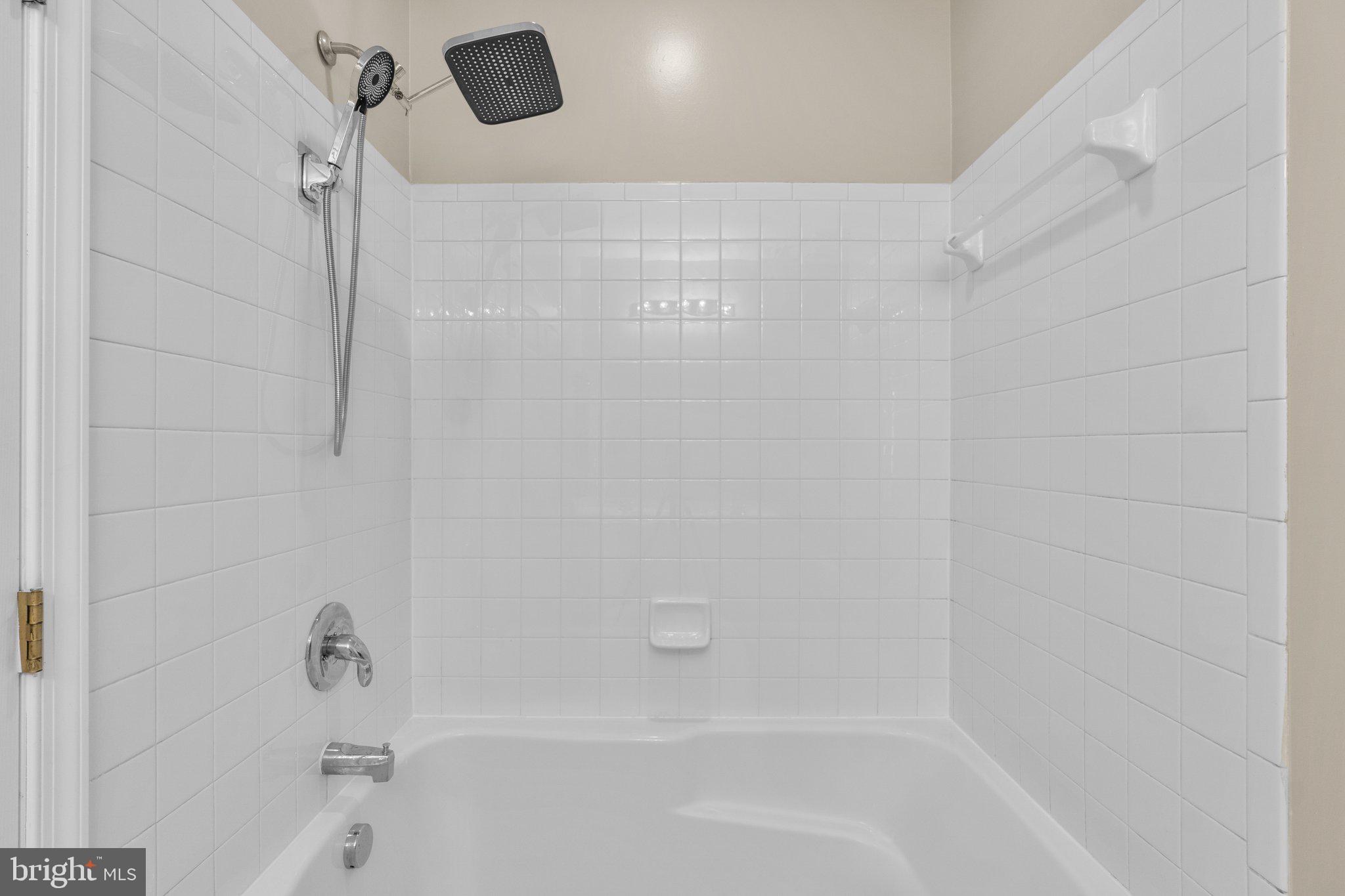 VILLAGE OF MILL RUN - Residential