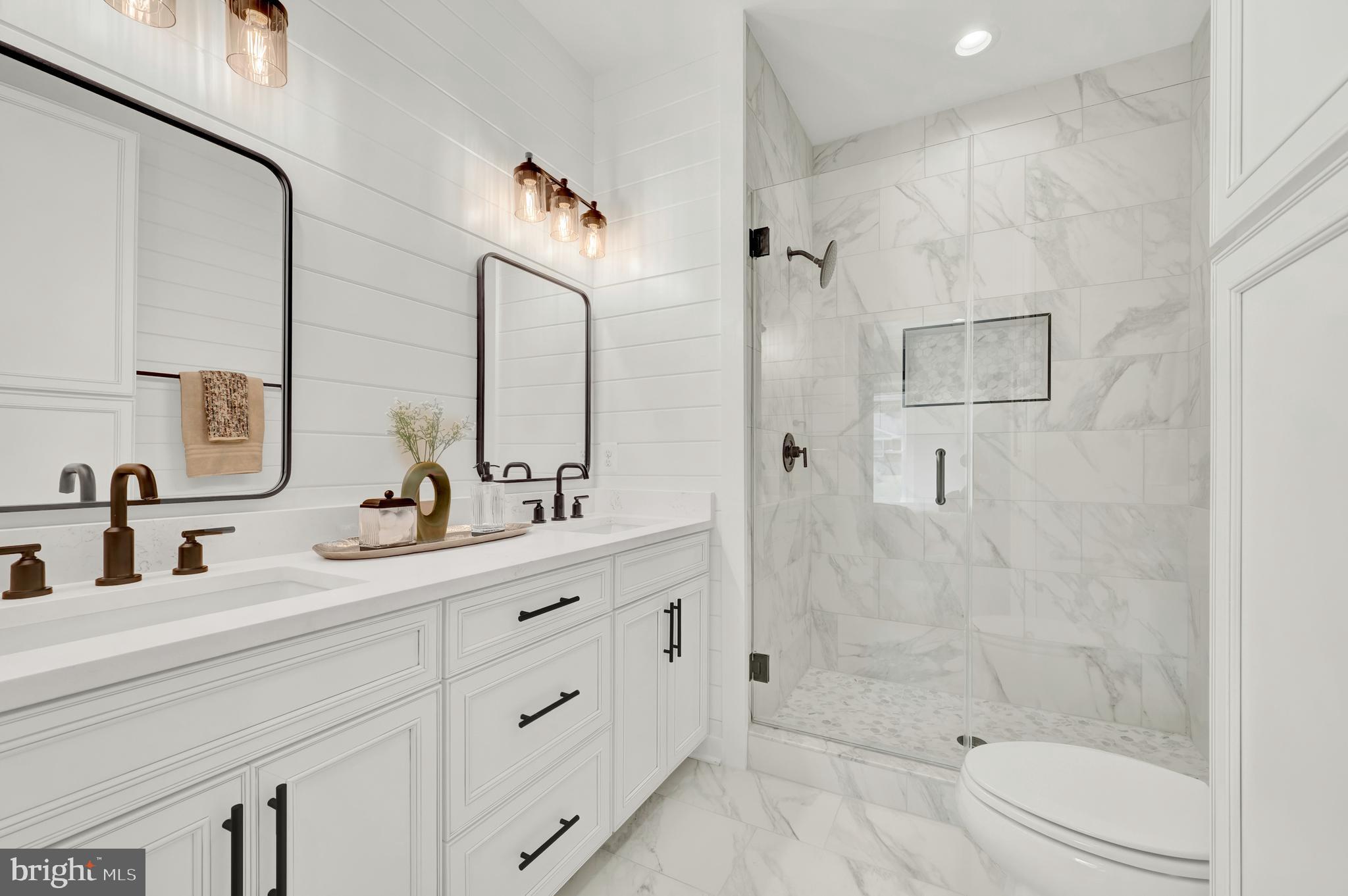 OAKLAWN - Residential