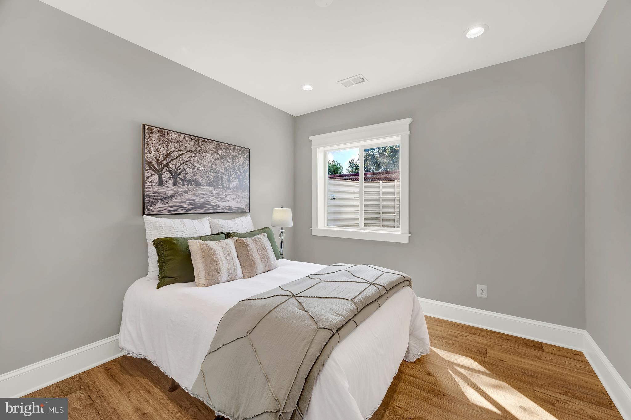 OAKLAWN - Residential