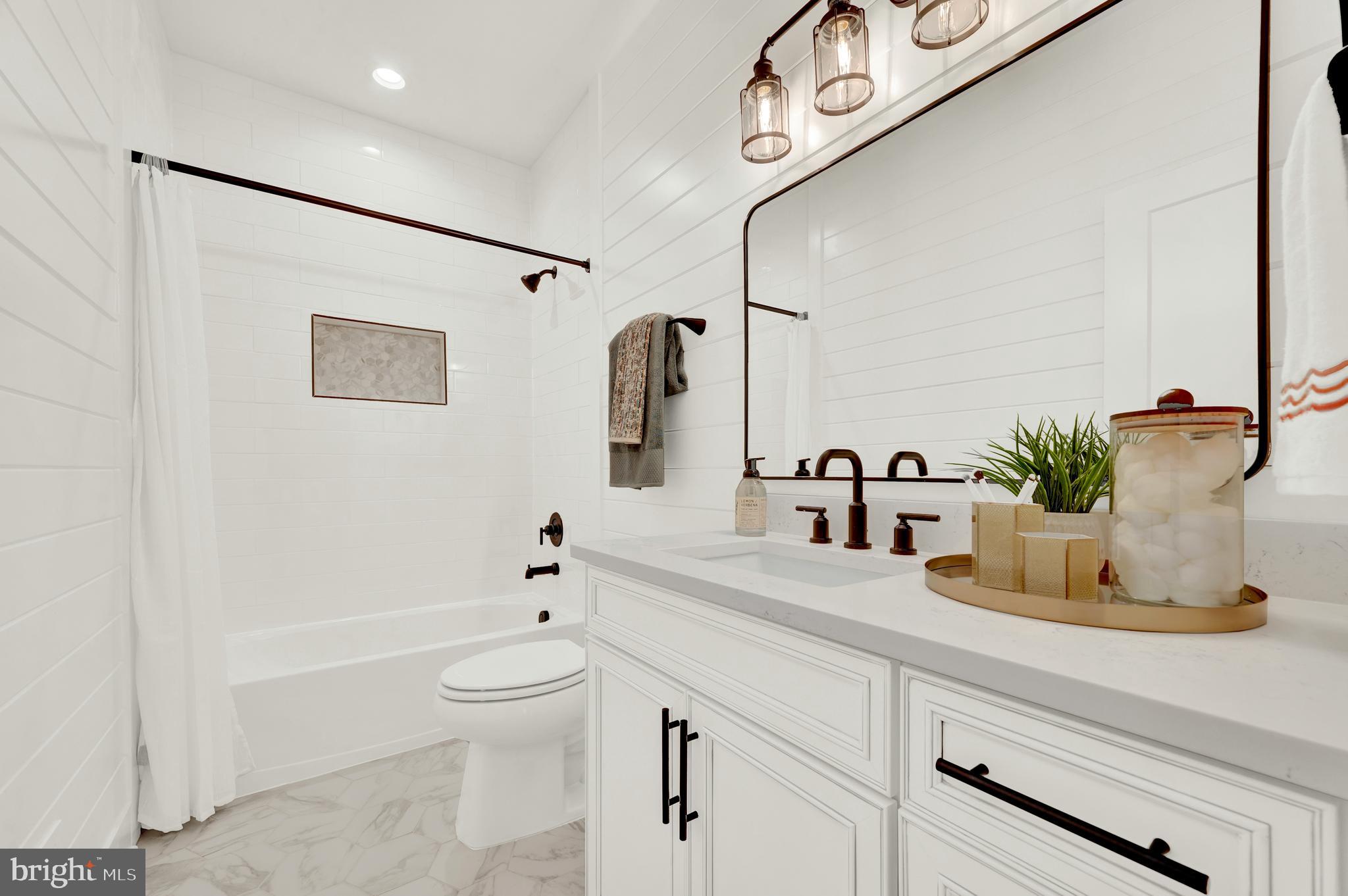 OAKLAWN - Residential