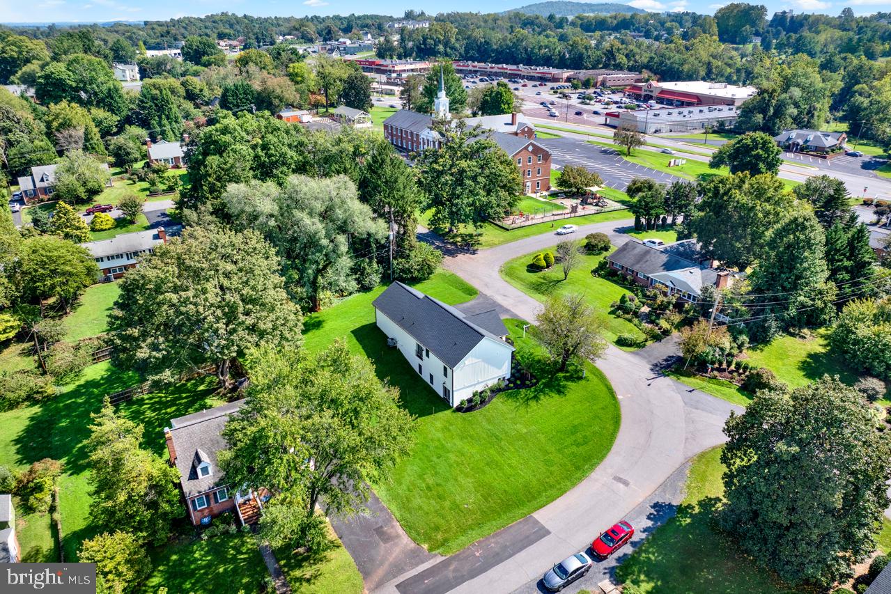 OAKLAWN - Residential