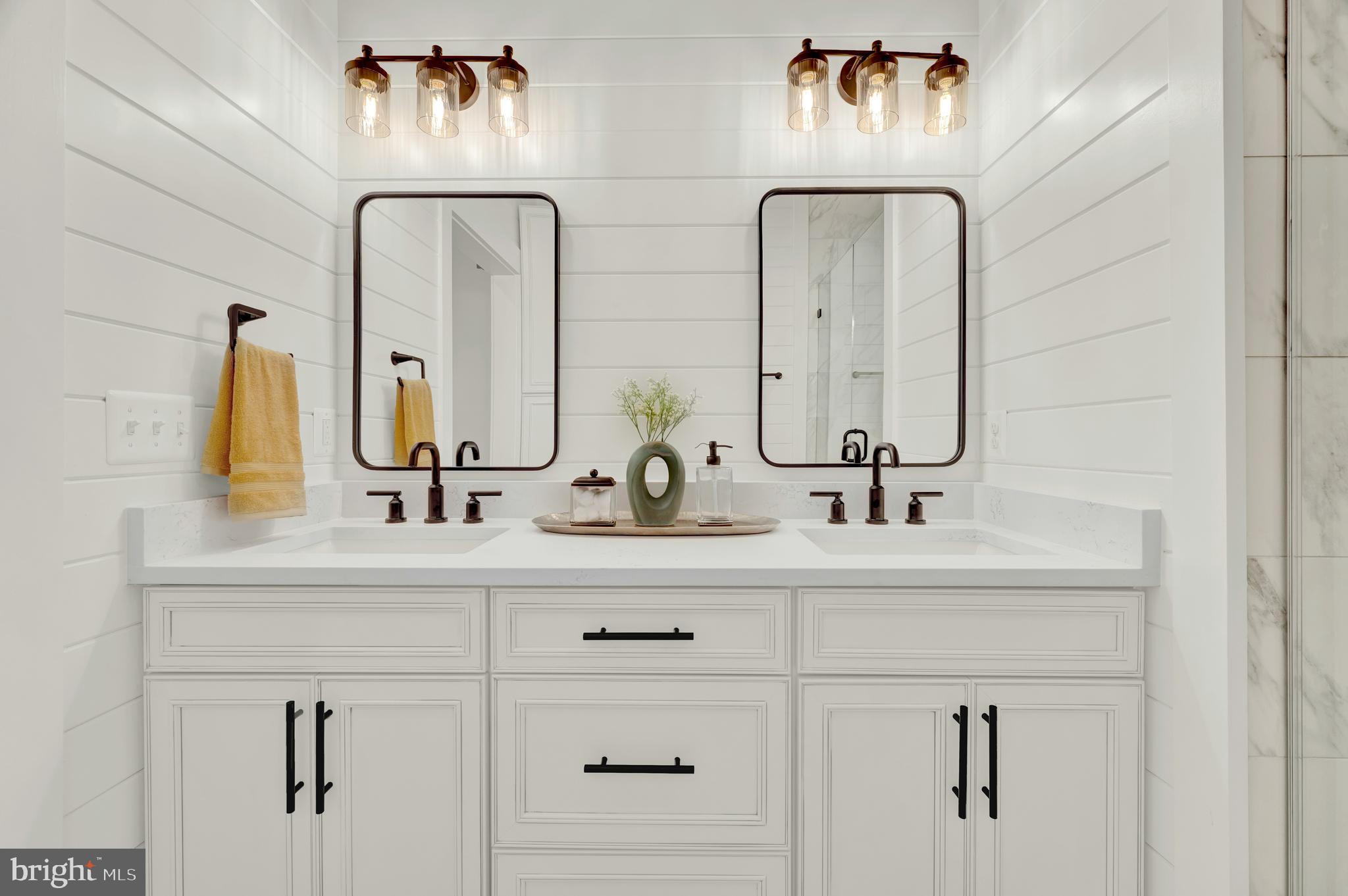 OAKLAWN - Residential