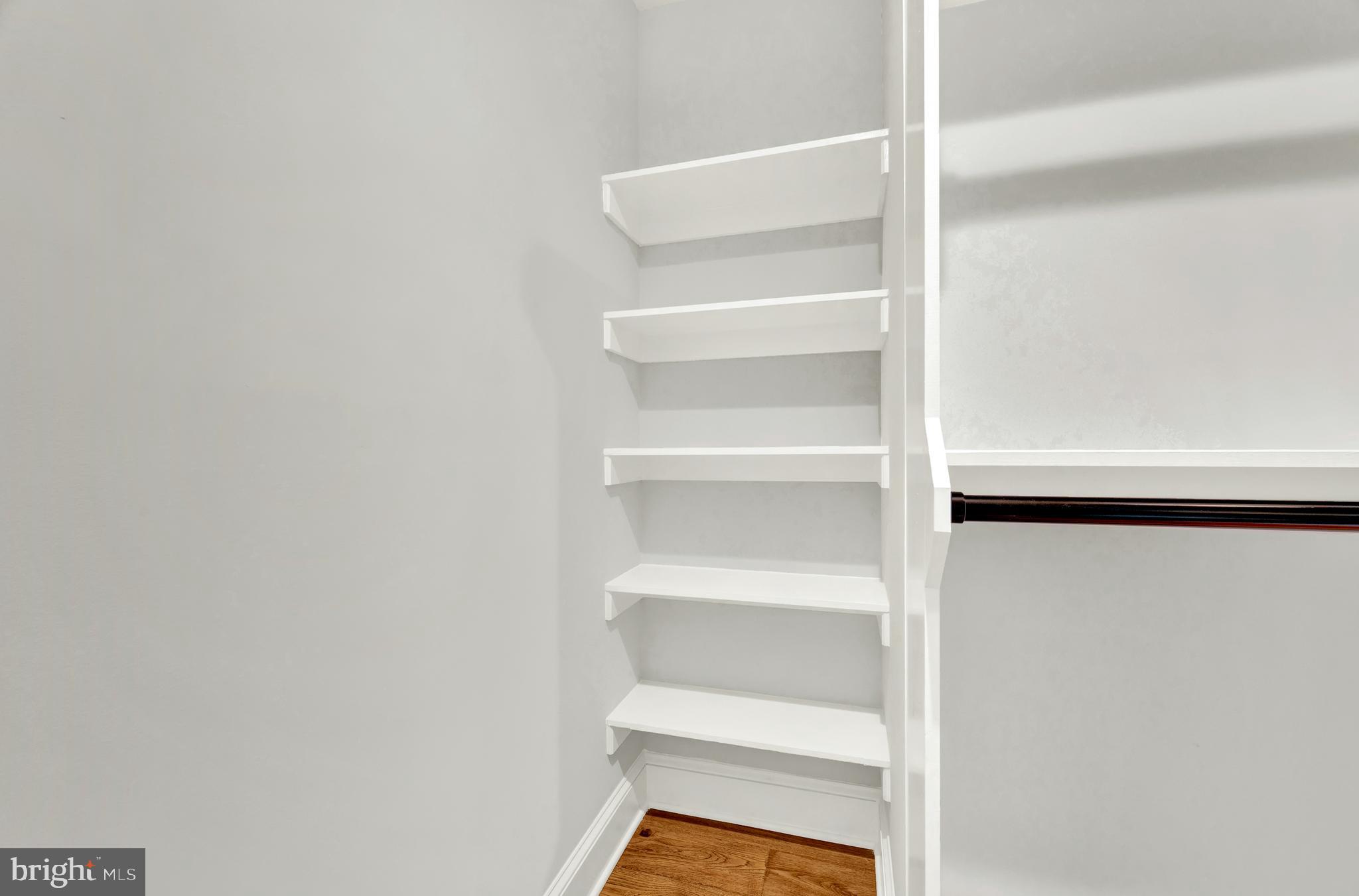 OAKLAWN - Residential