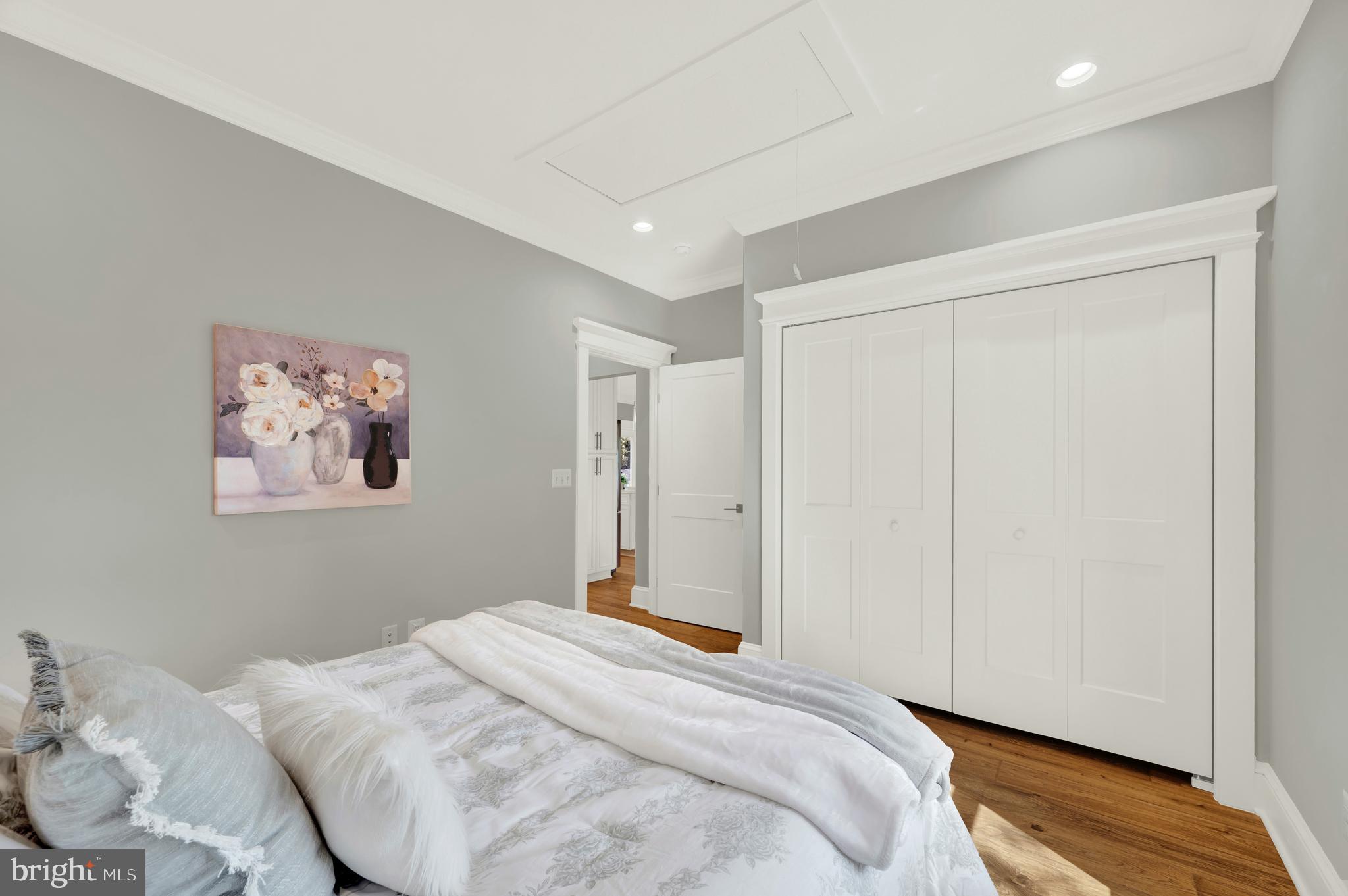 OAKLAWN - Residential