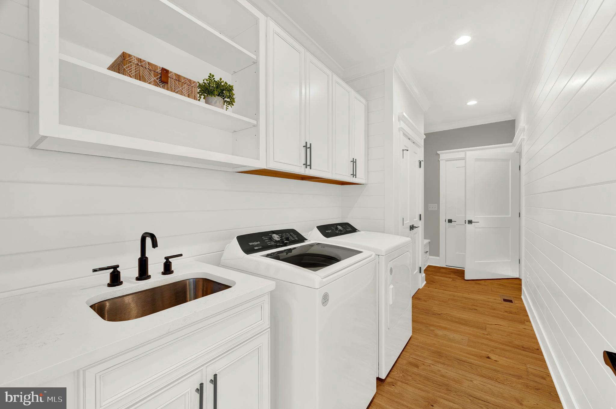 OAKLAWN - Residential