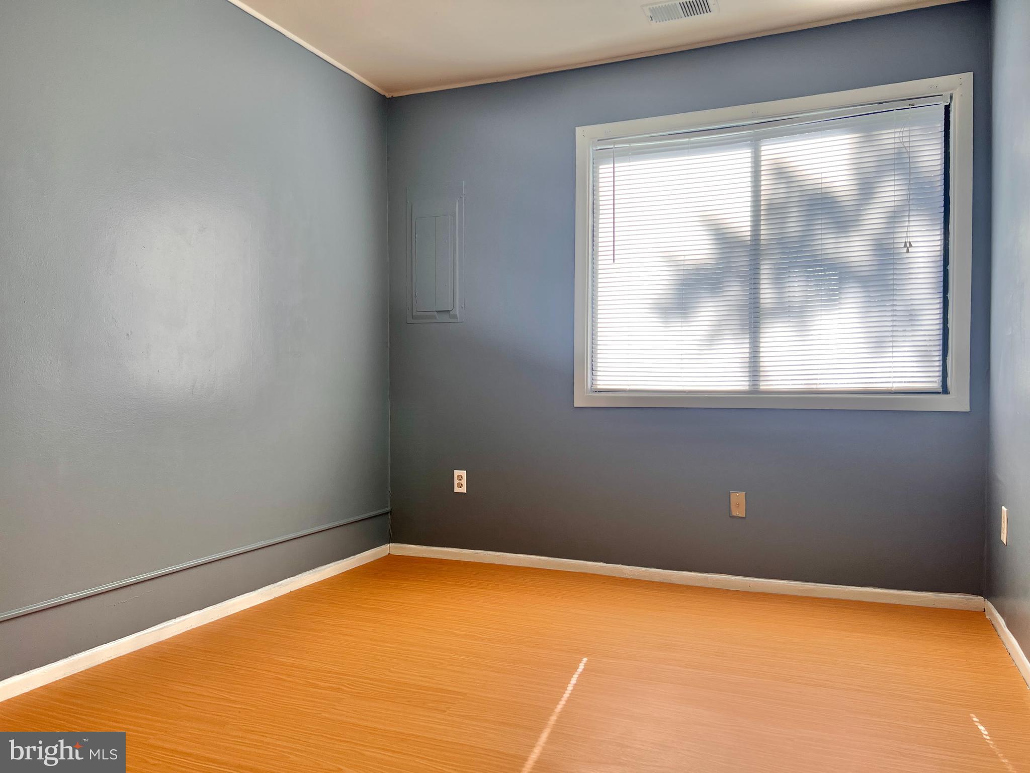 SUNRISE CONDOMINIUMS - Residential Lease