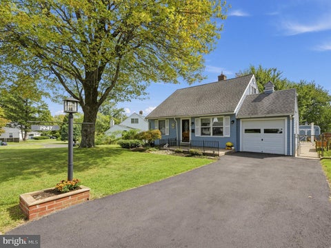 Homes For Sale - 1947 Coolidge Avenue<br/> WILLOW GROVE, PA 19090