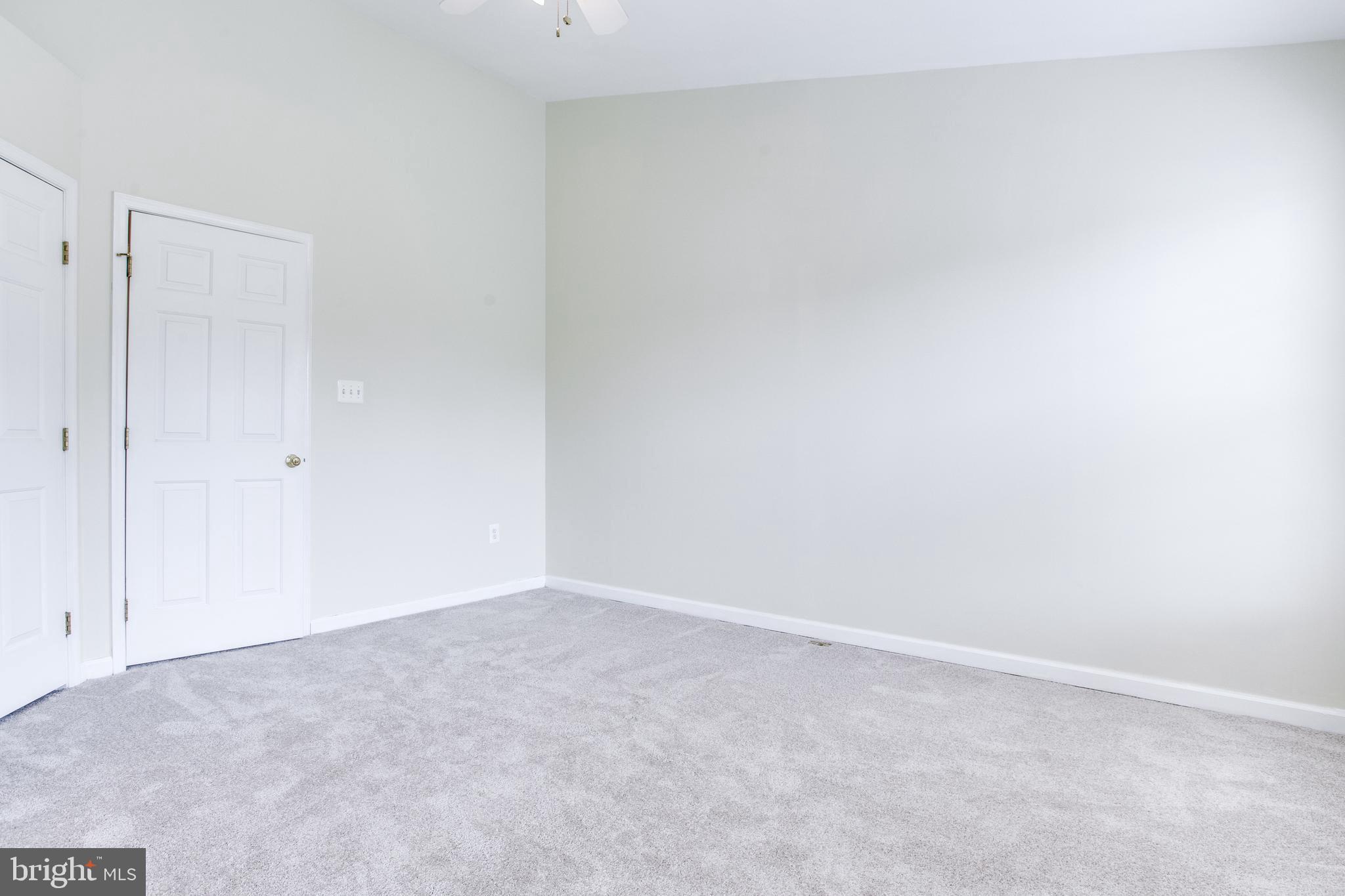 SPRING RIDGE - Residential