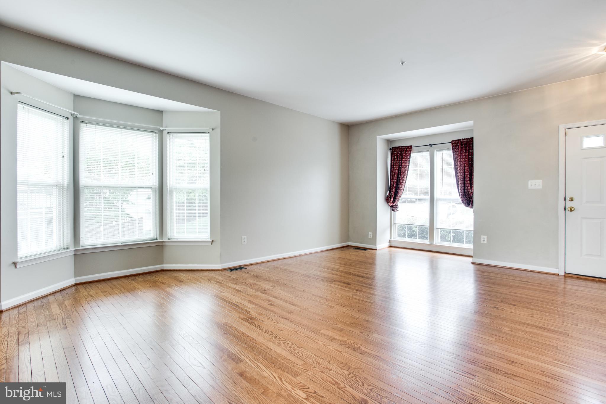 SPRING RIDGE - Residential