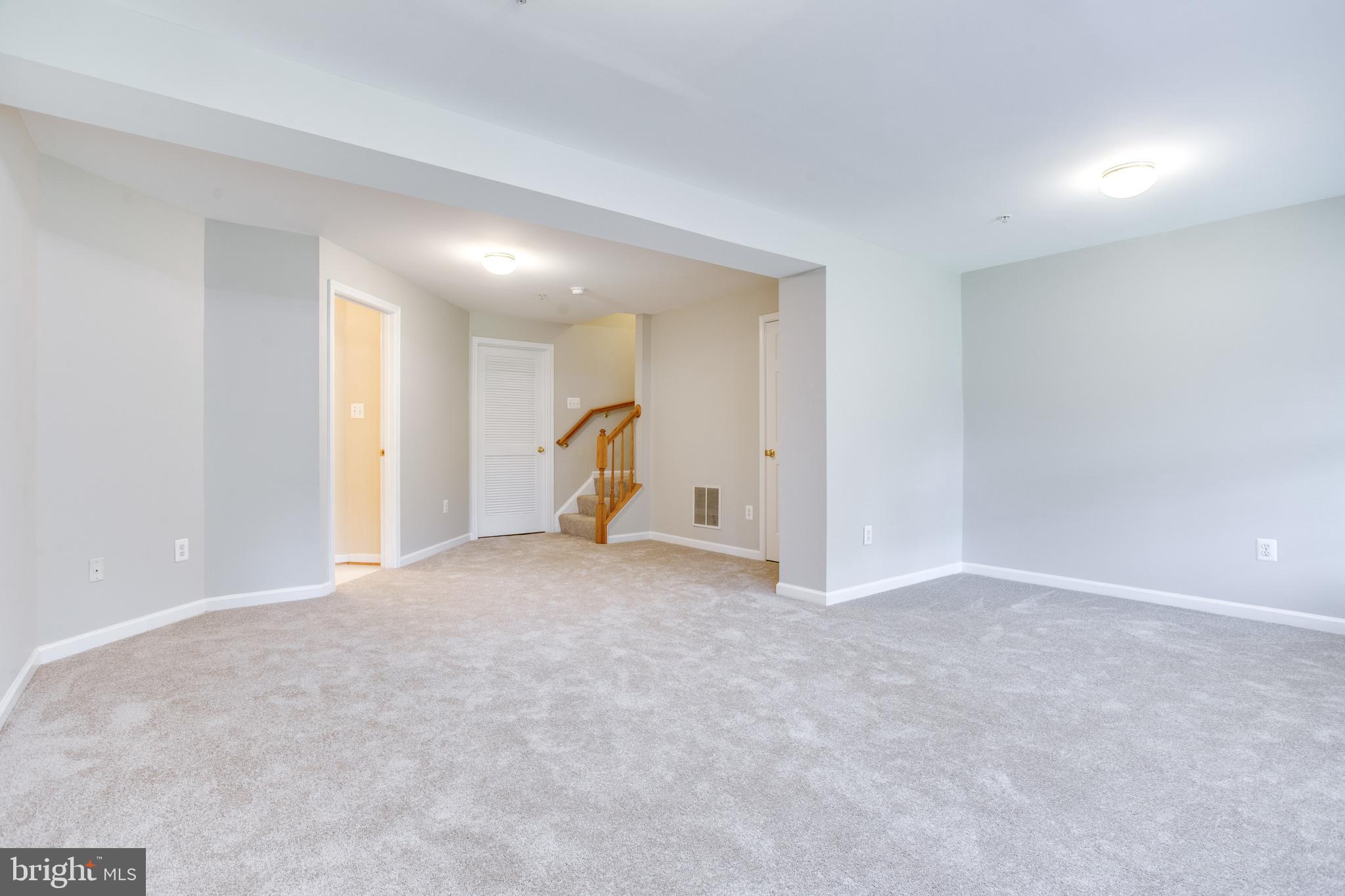 SPRING RIDGE - Residential