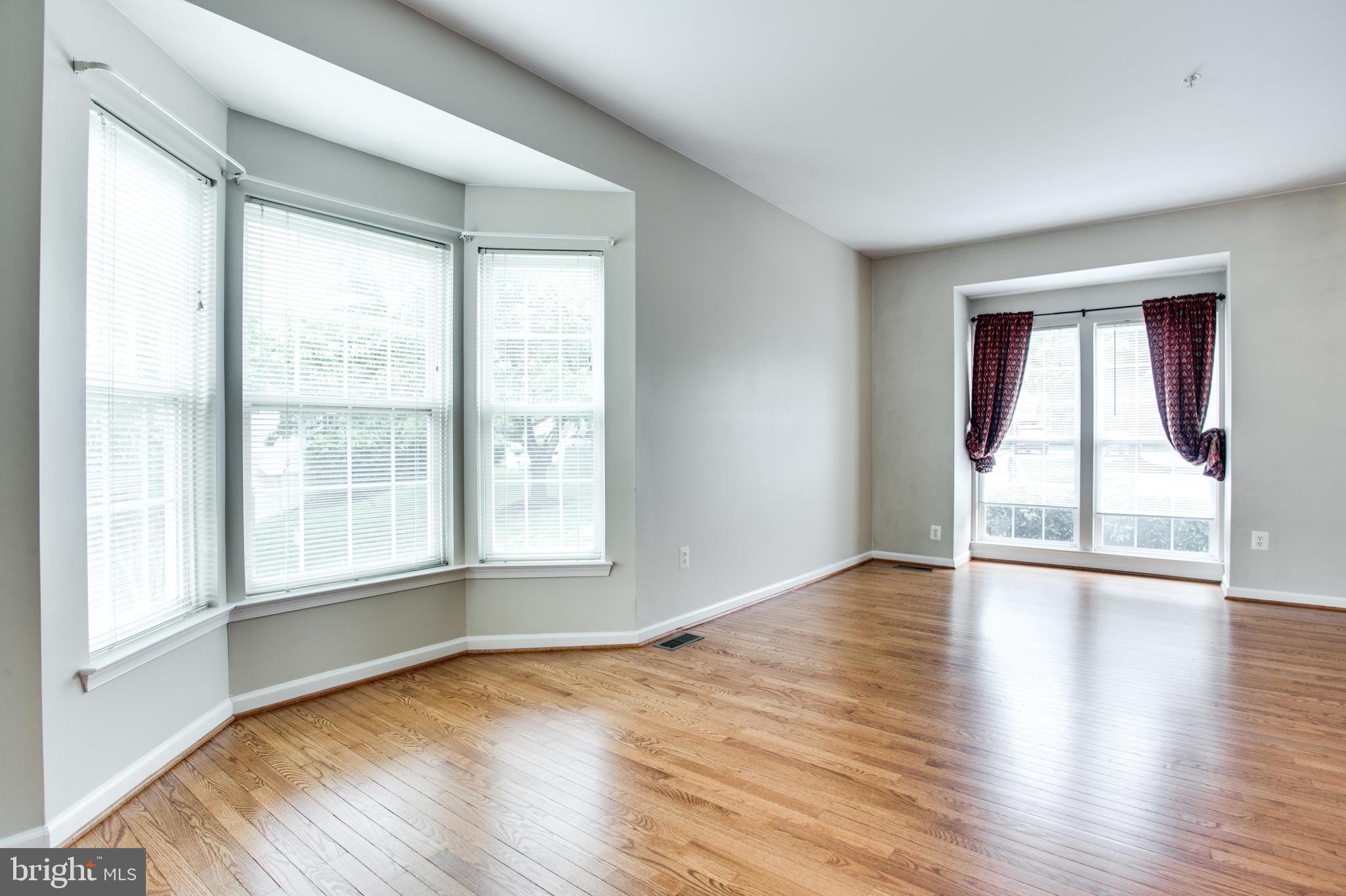 SPRING RIDGE - Residential