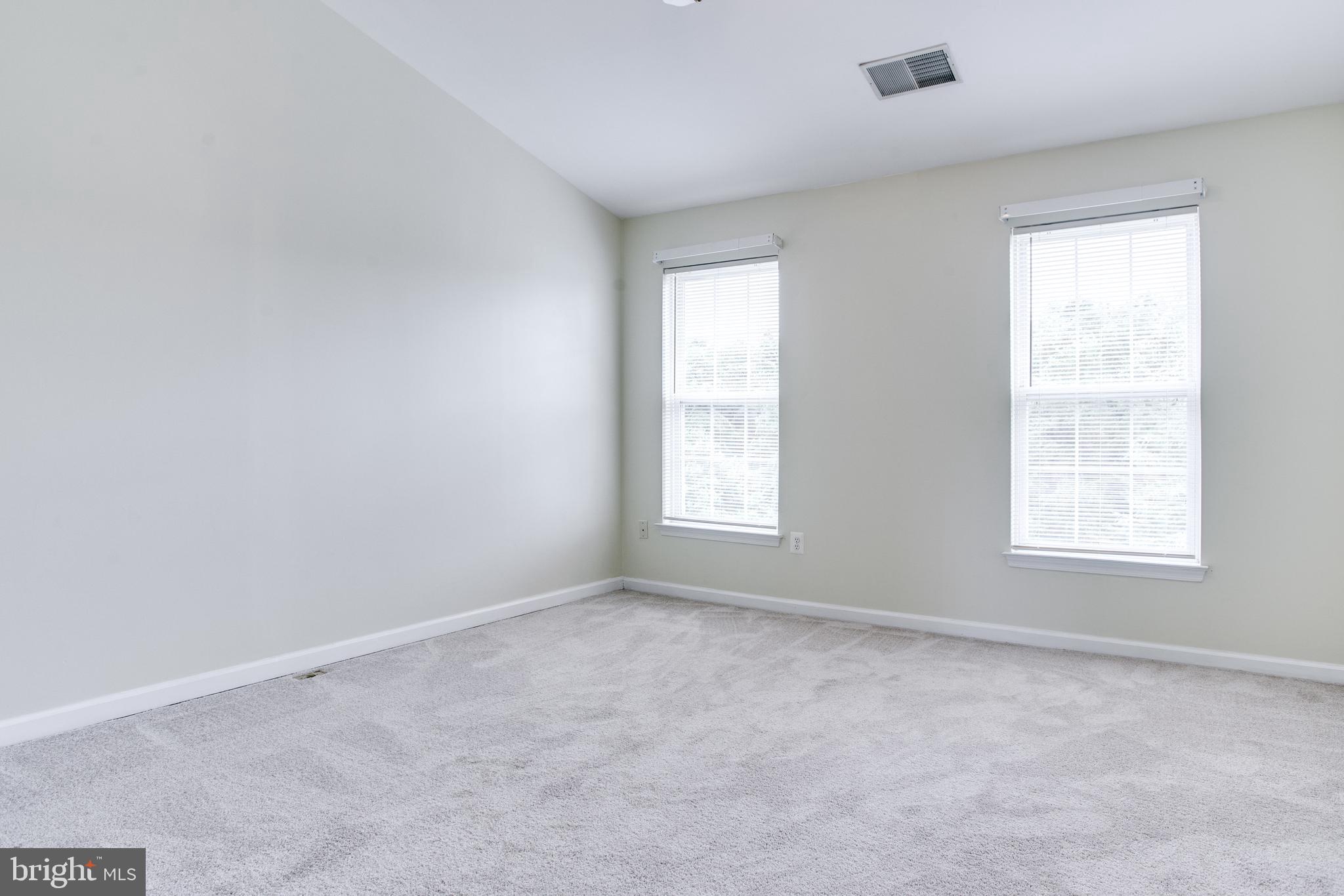 SPRING RIDGE - Residential