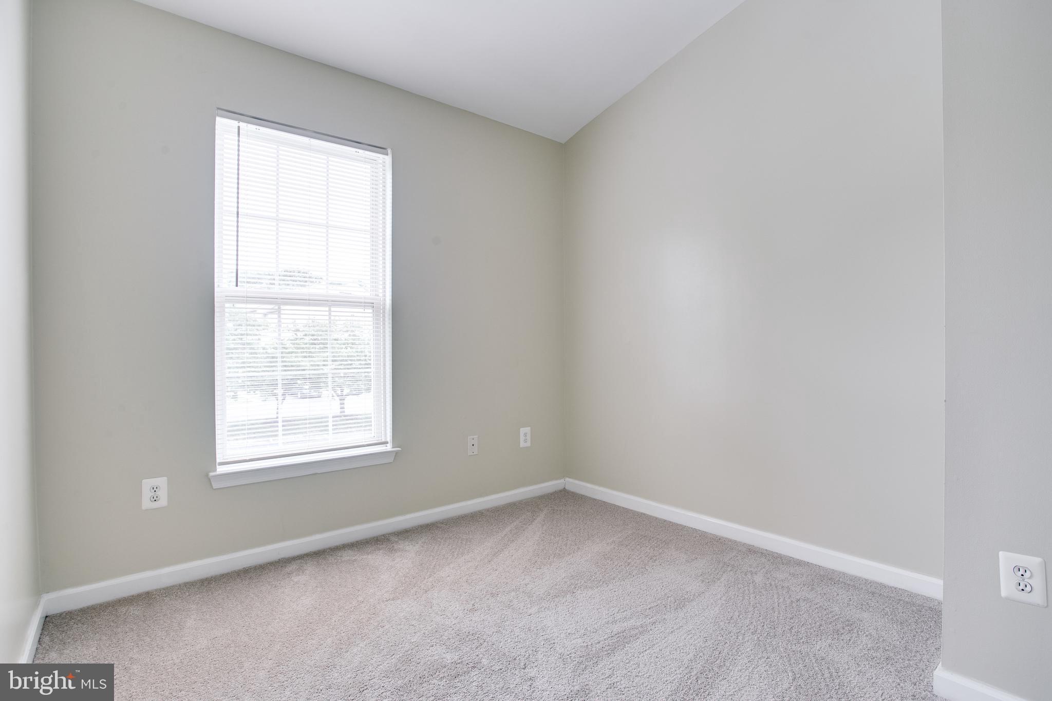 SPRING RIDGE - Residential